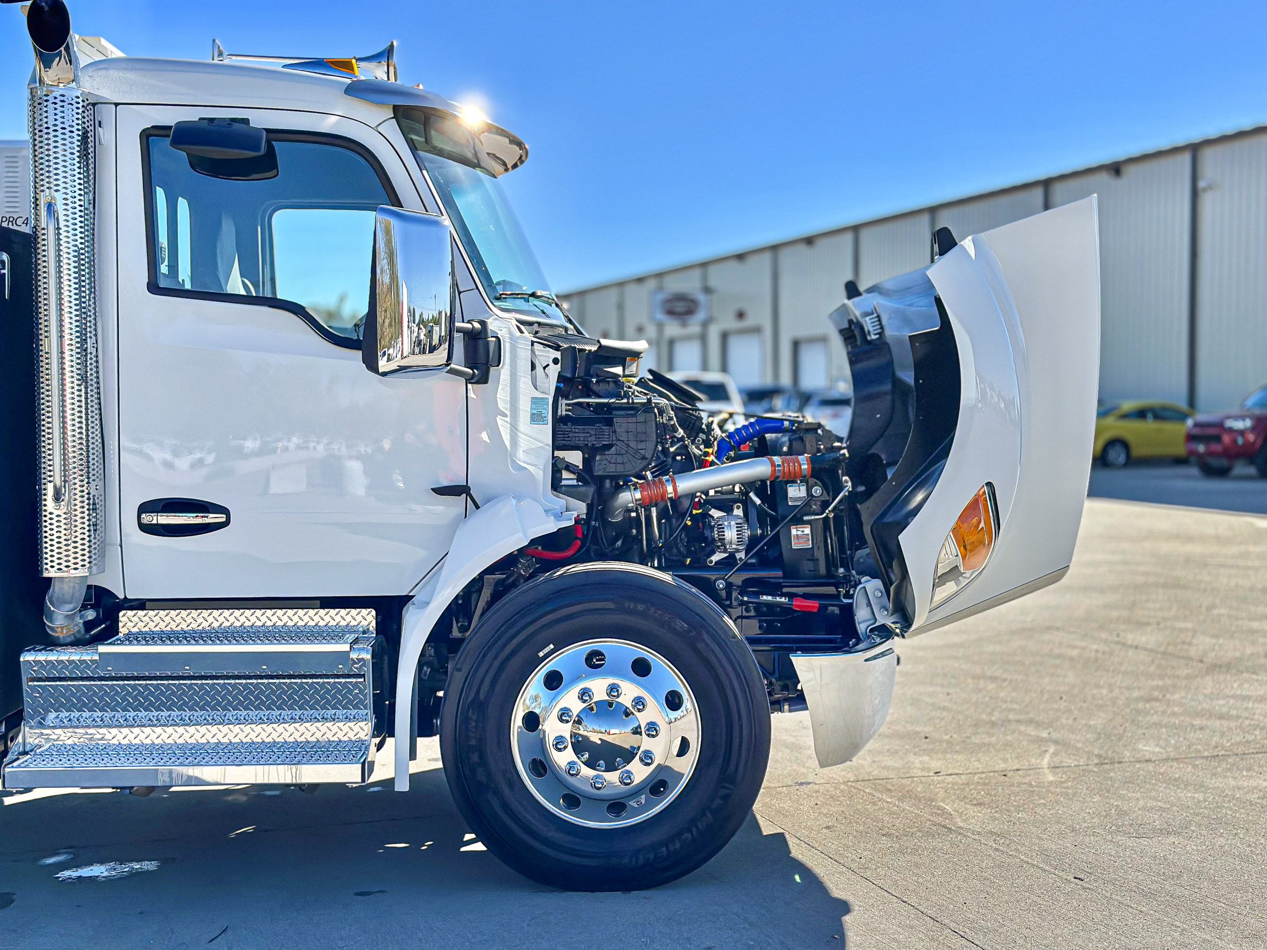 2025 KENWORTH T380 - image 6 of 6
