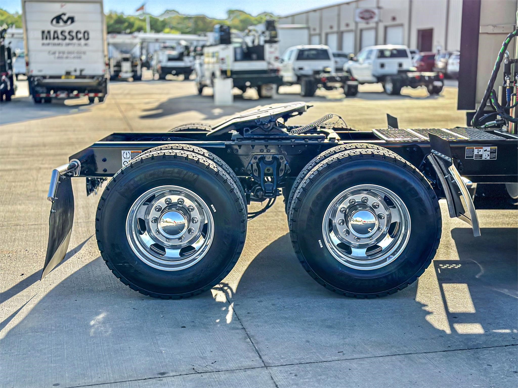 2024 KENWORTH T680 - WKI Kenworth
