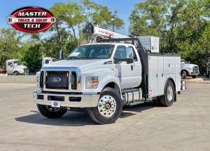 (1)-MK0174 - 2024 Ford F750 READING RM78-11 Service Body Body