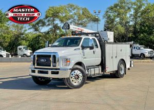 (1)-MK0177 - 2024 Ford F750 READING RM78-11 Service Body Body
