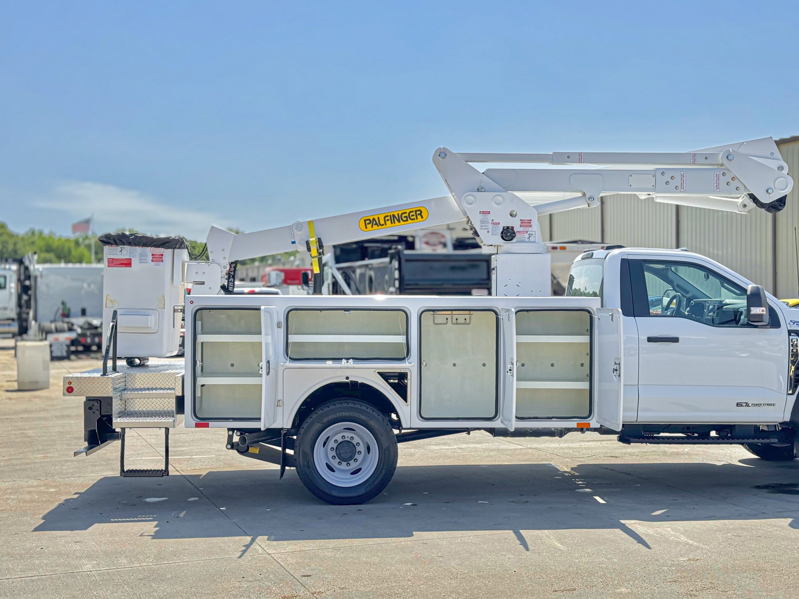 2025 Ford F600 XL - image 6 of 6