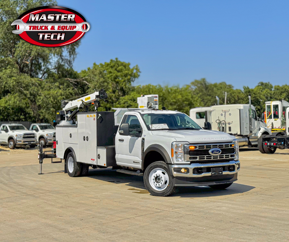 2023 Ford F550 XL - image 5 of 6