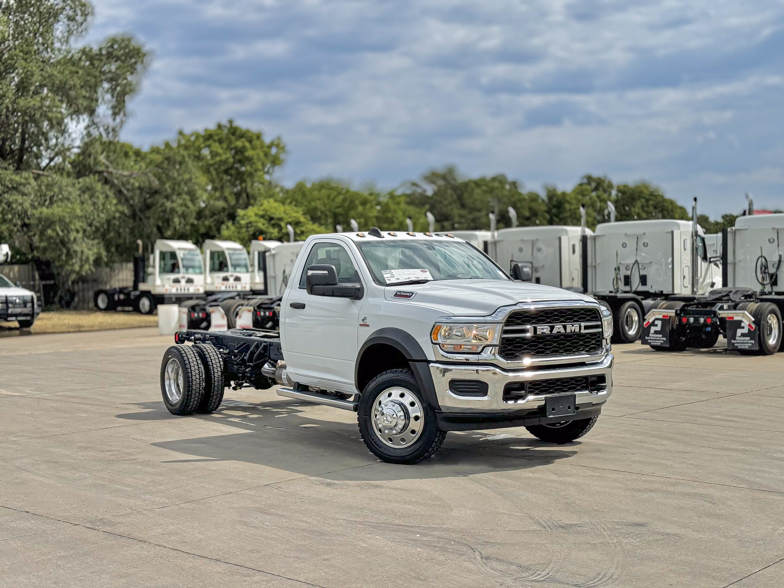 2024 Ram 5500 HD (Regular Cab) Cab & Chassis - image 4 of 6