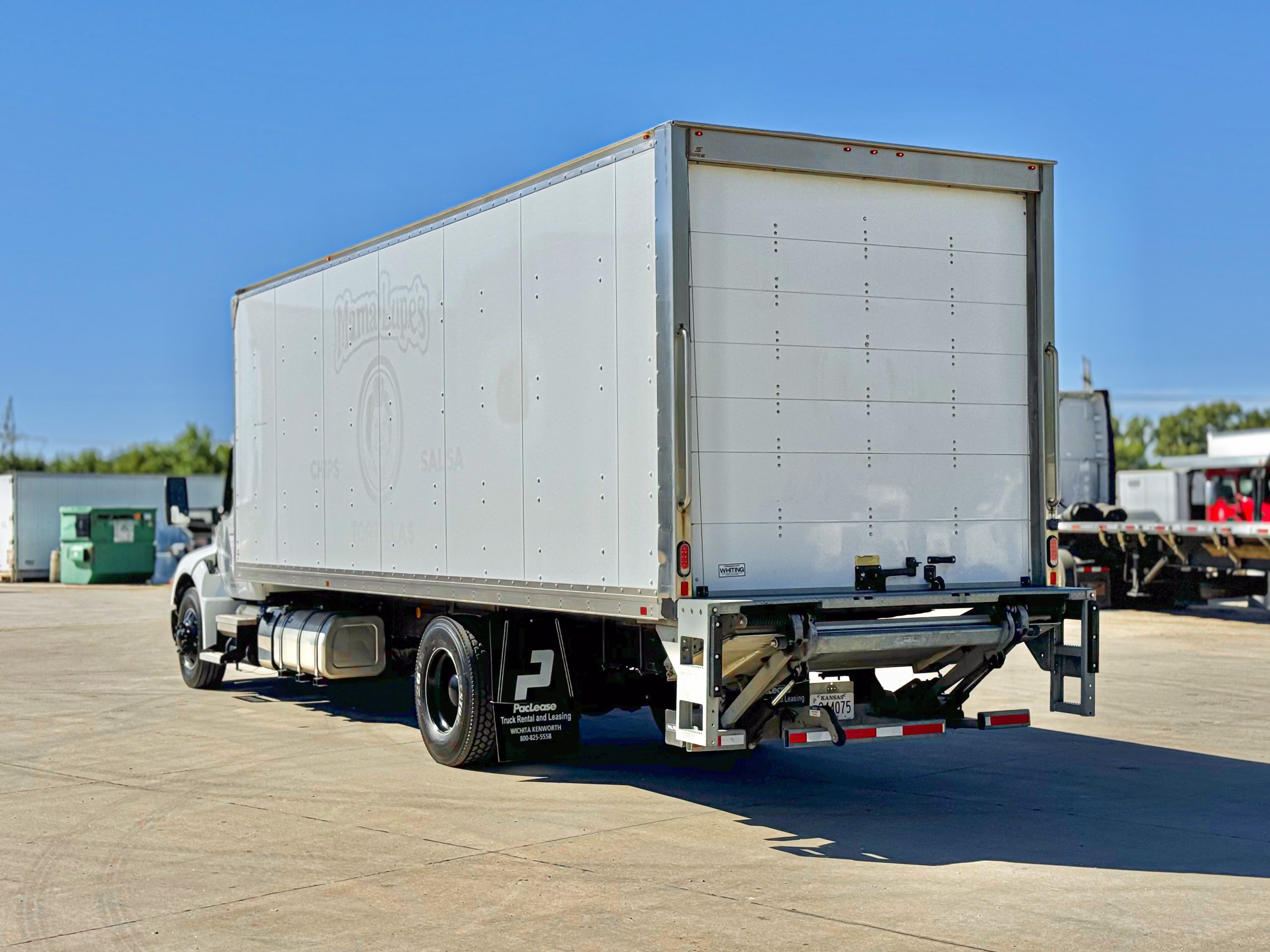 2024 Kenworth T280 - image 5 of 6