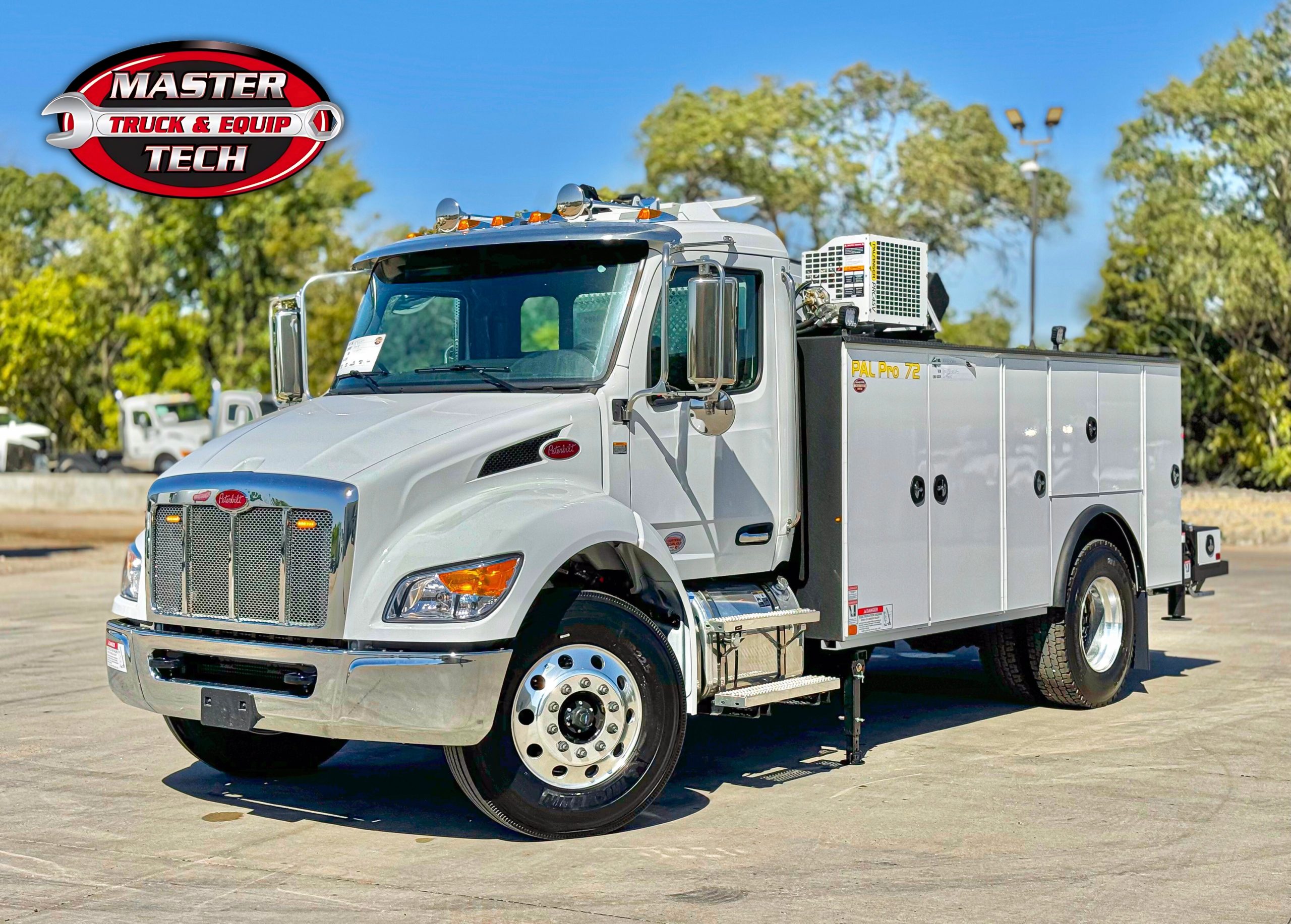 2025 Peterbilt 537 - image 1 of 6