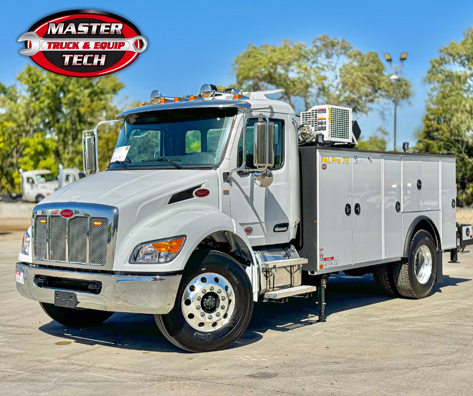 2025 Peterbilt 537 - image 1 of 6