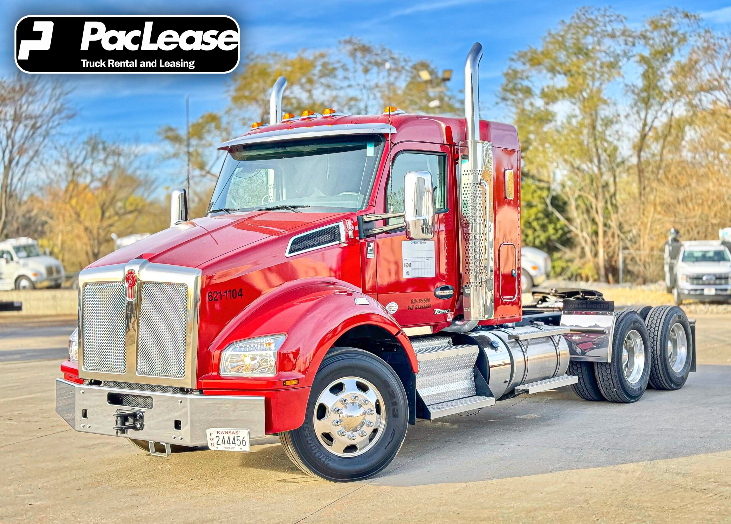2024 Kenworth T880 - image 1 of 6