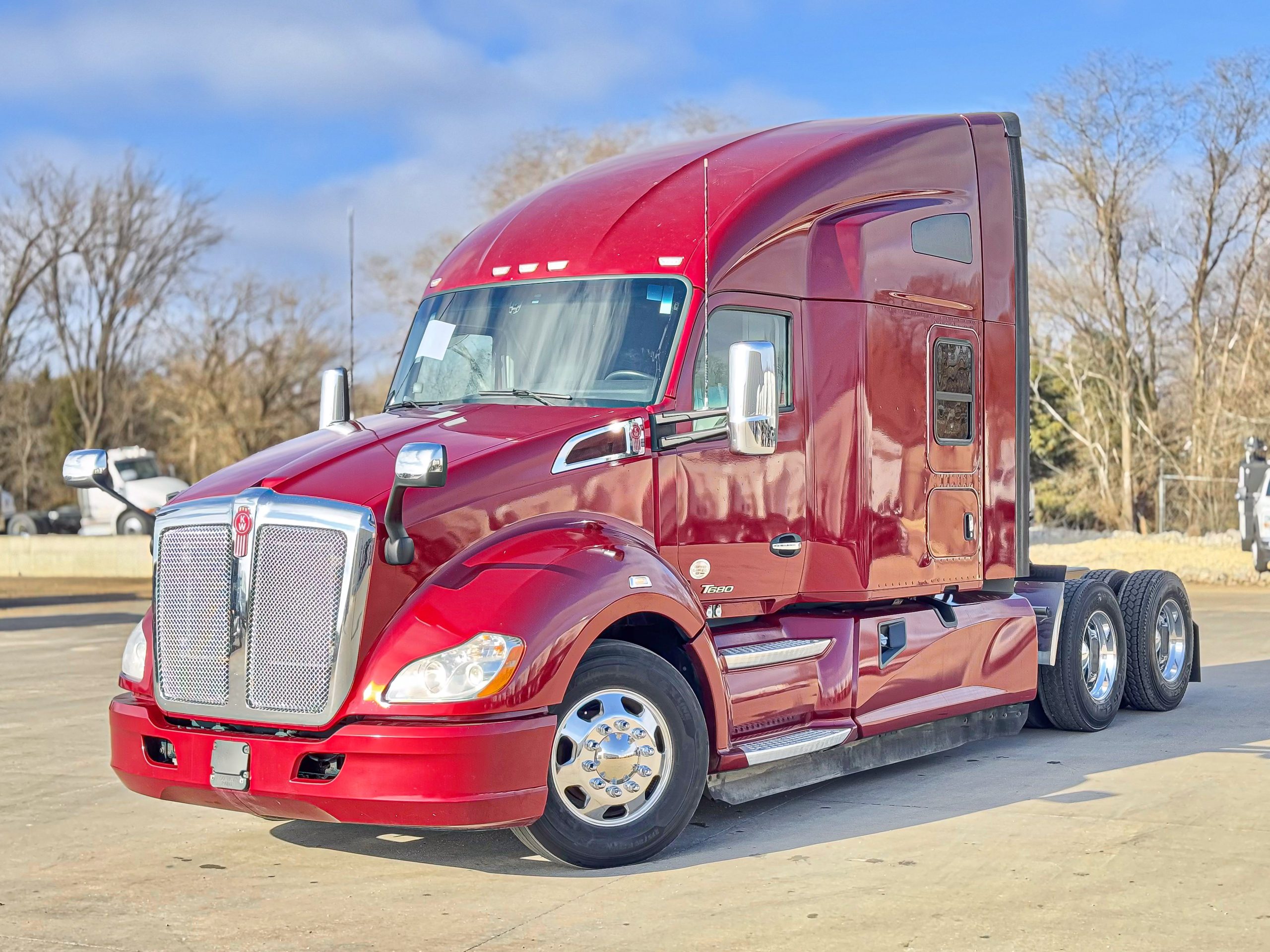 2020 Kenworth T680 - image 2 of 6