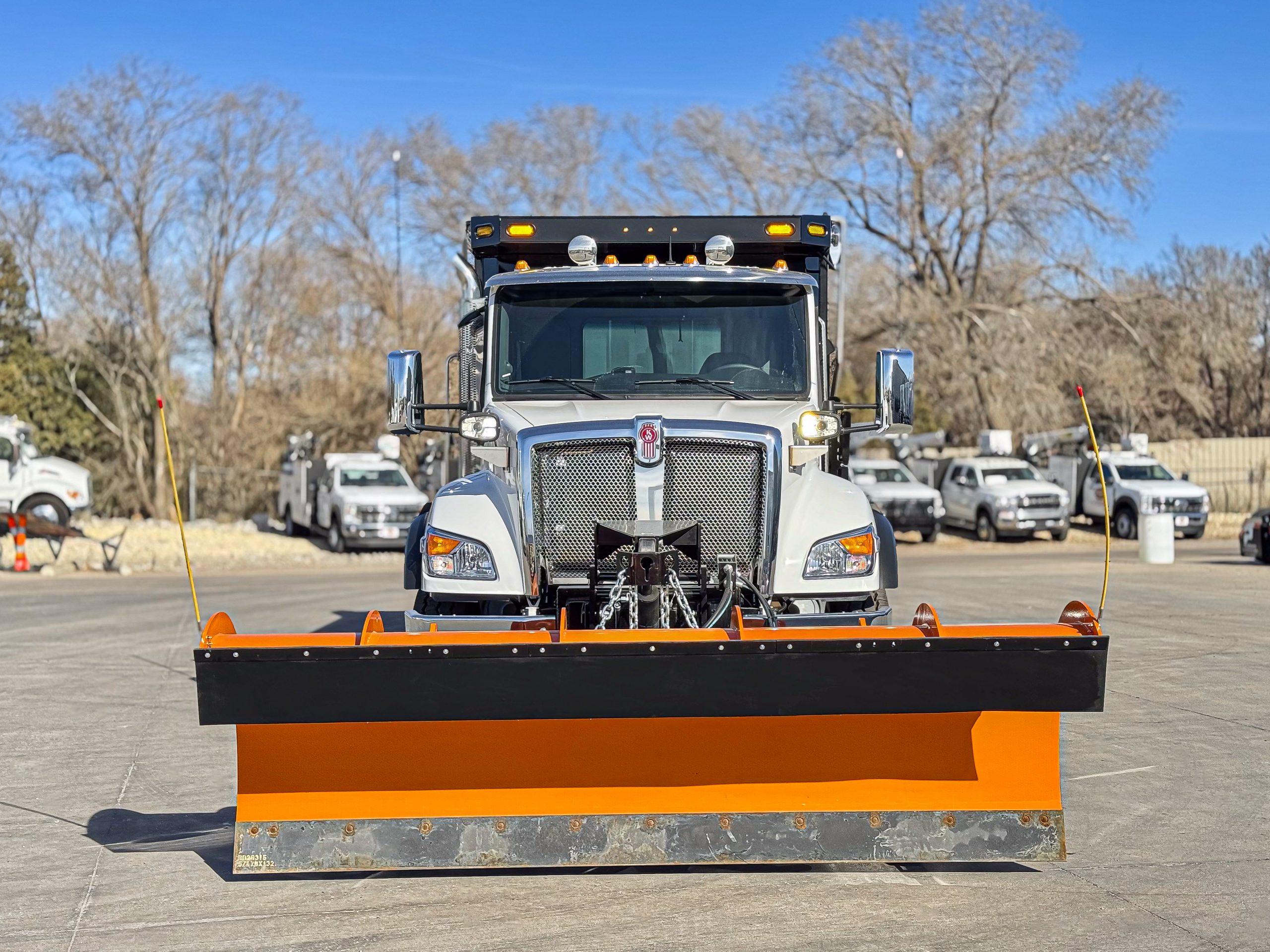 2025 Kenworth T480v - image 2 of 6