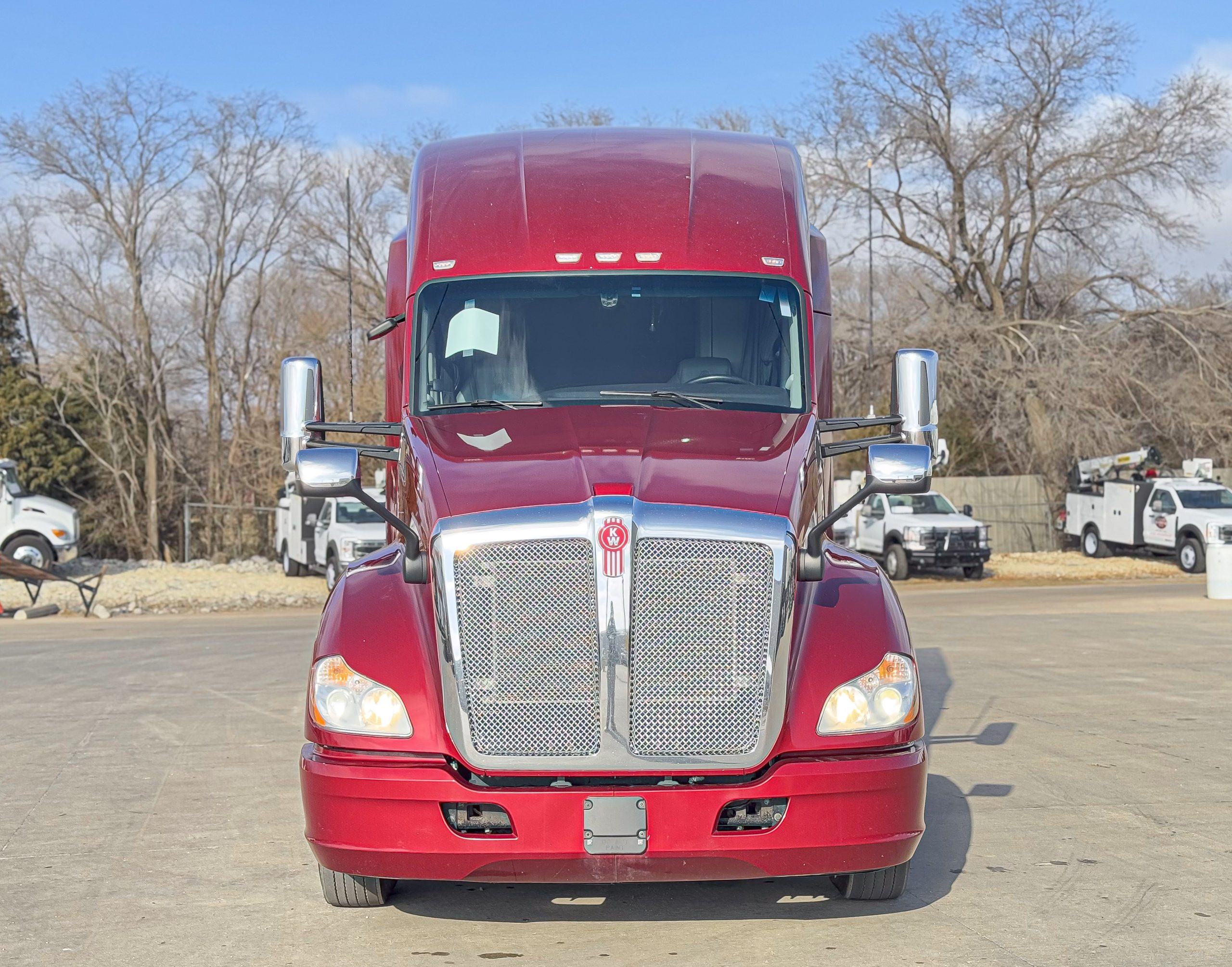 2020 Kenworth T680 - image 3 of 6