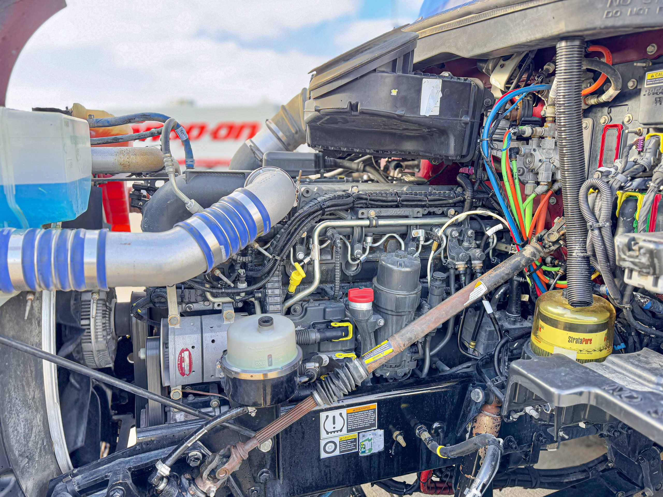 2020 Kenworth T680 - image 5 of 6