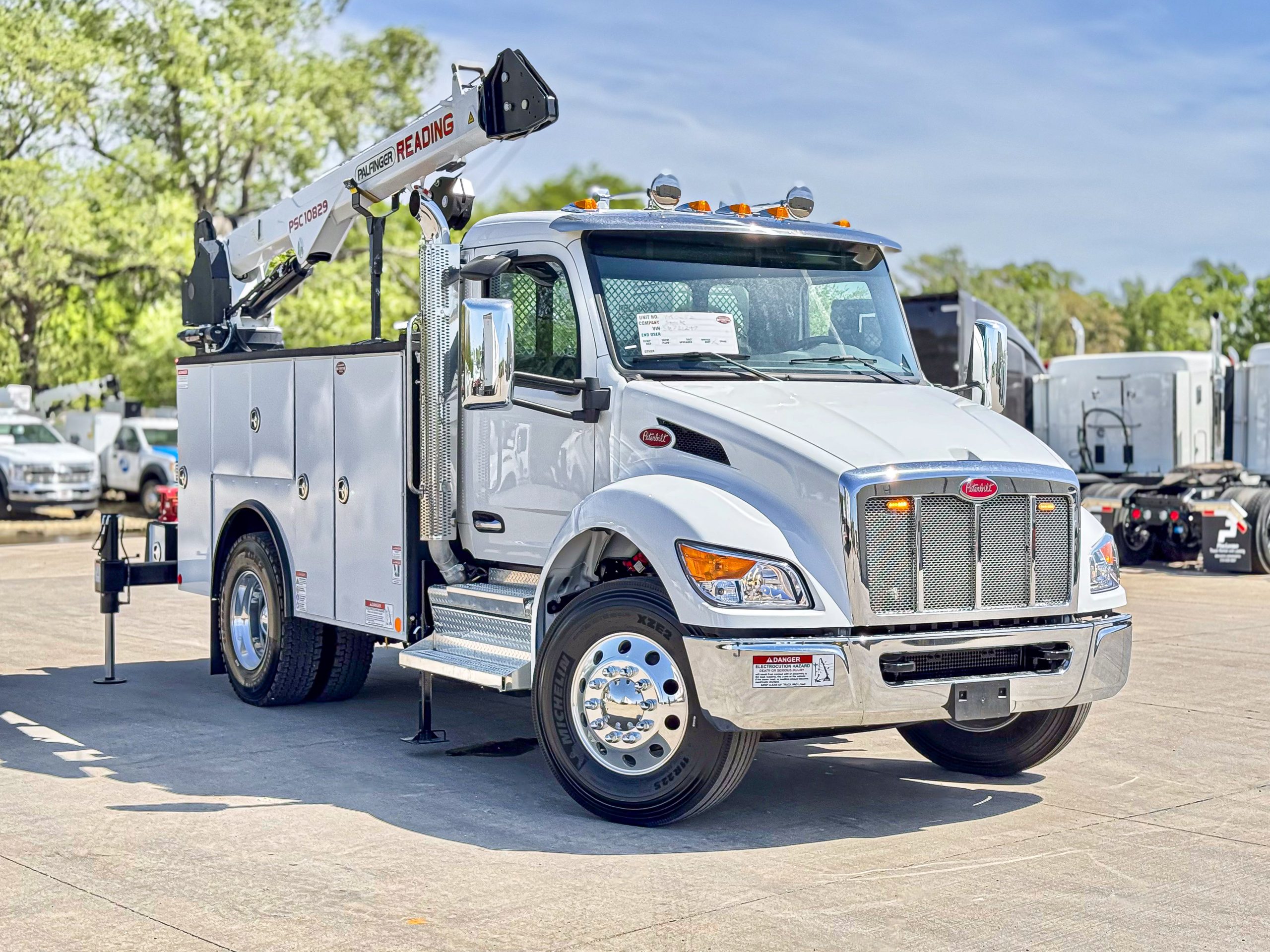 2025 Peterbilt 536 - image 4 of 6