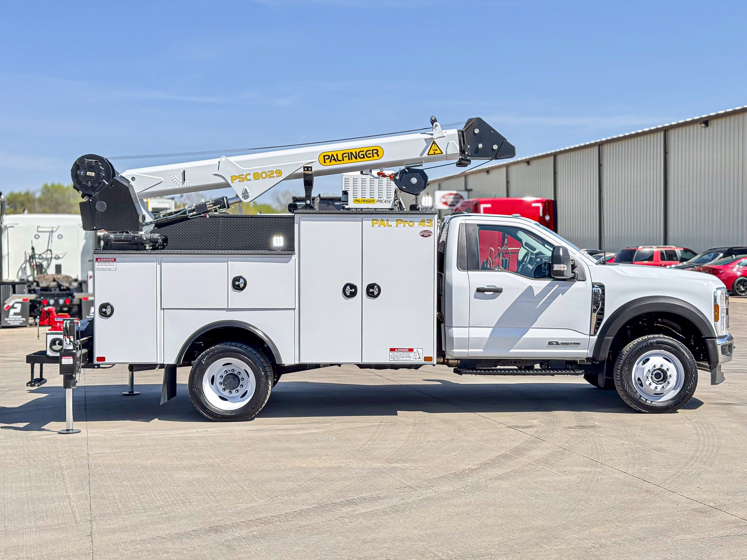 2024 Ford F550 XL - image 4 of 6