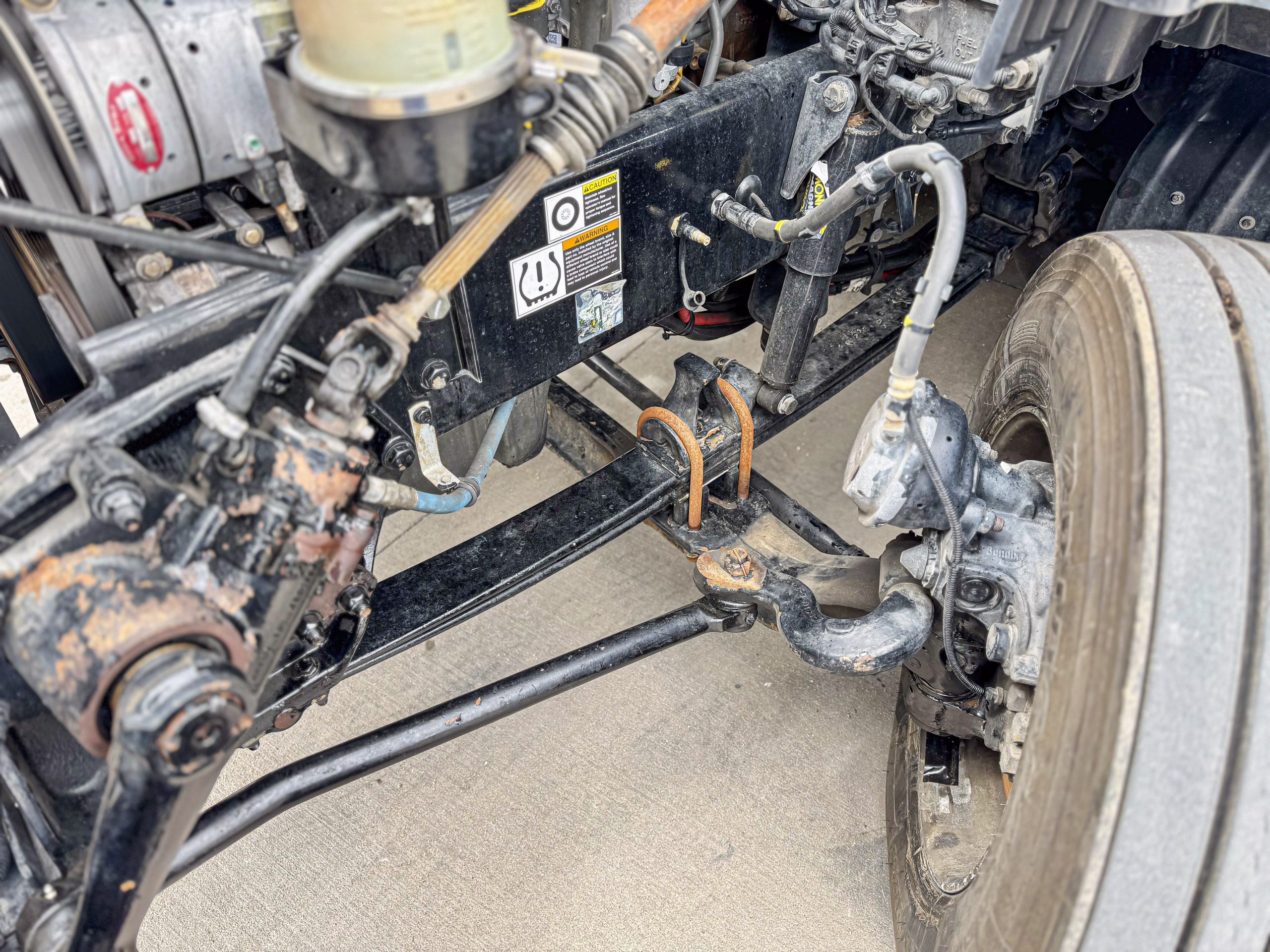 2020 Kenworth T680 - image 4 of 6