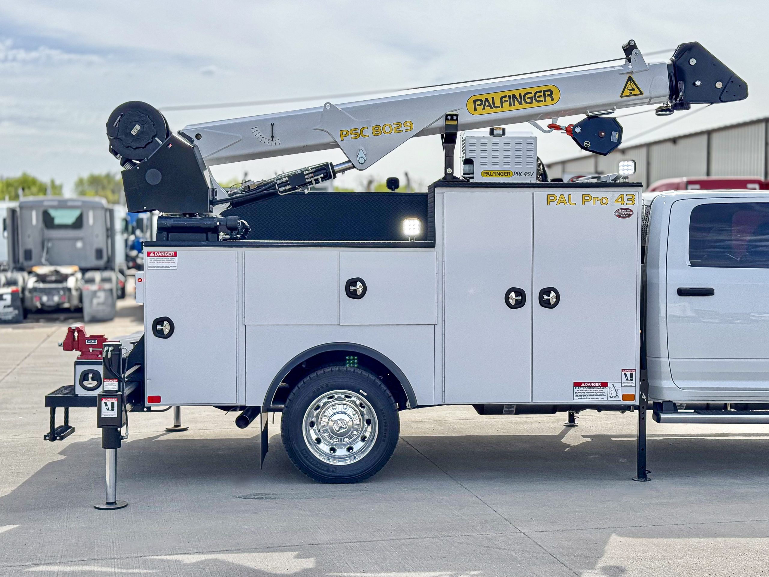 2024 Ram 5500 HD - image 5 of 6