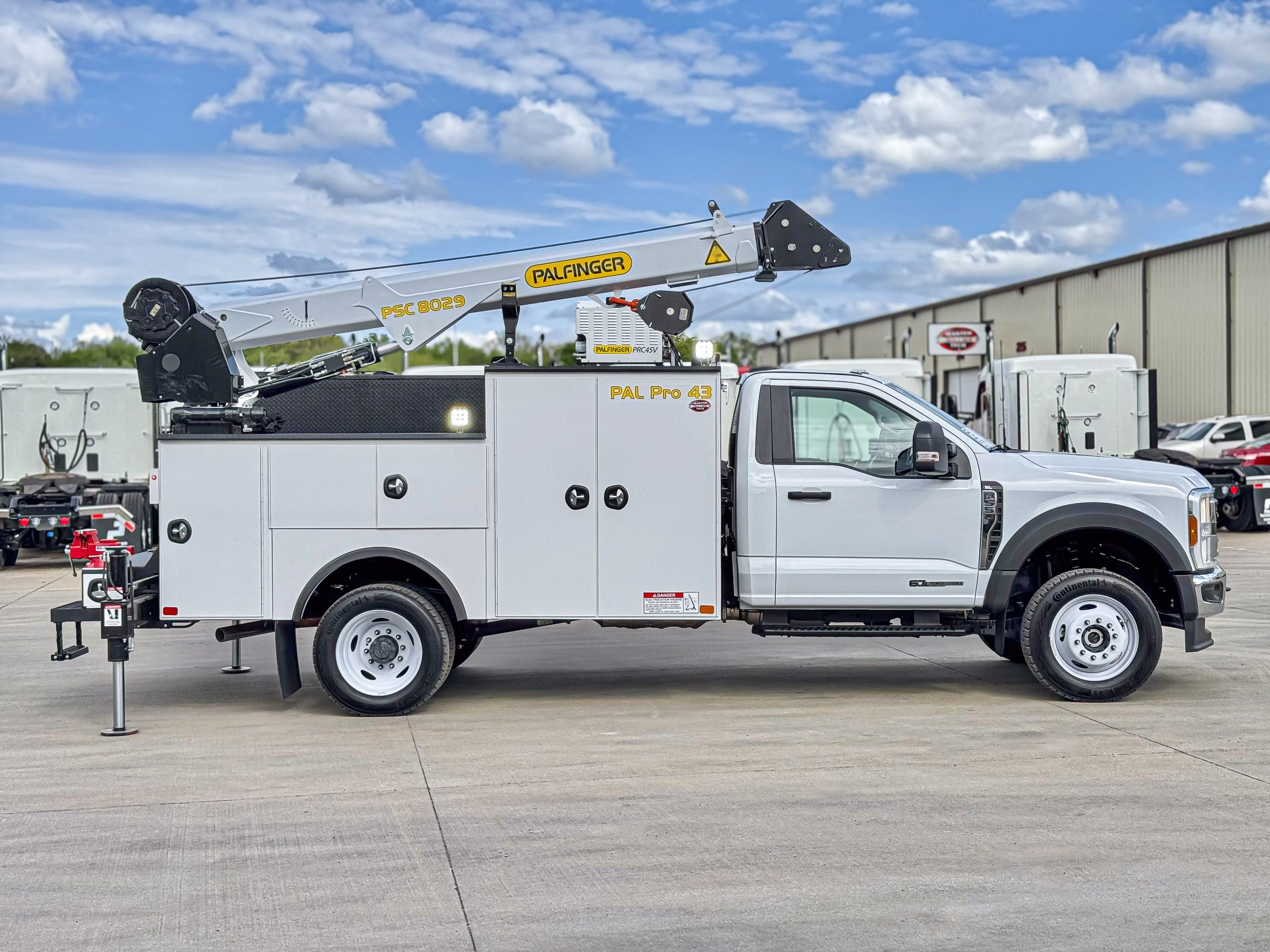 2024 Ford F550 XL - image 5 of 6