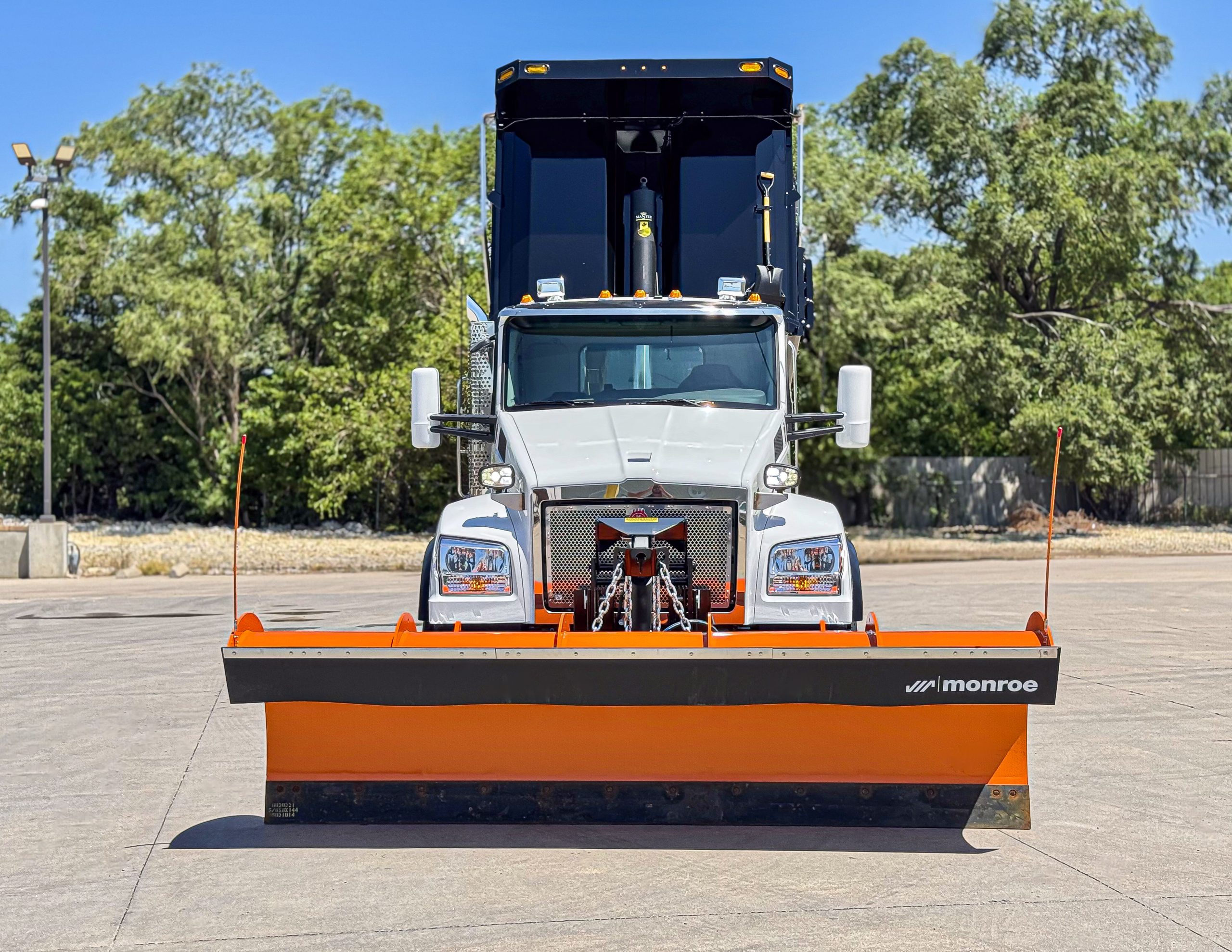 2025 Kenworth T880S - image 4 of 6