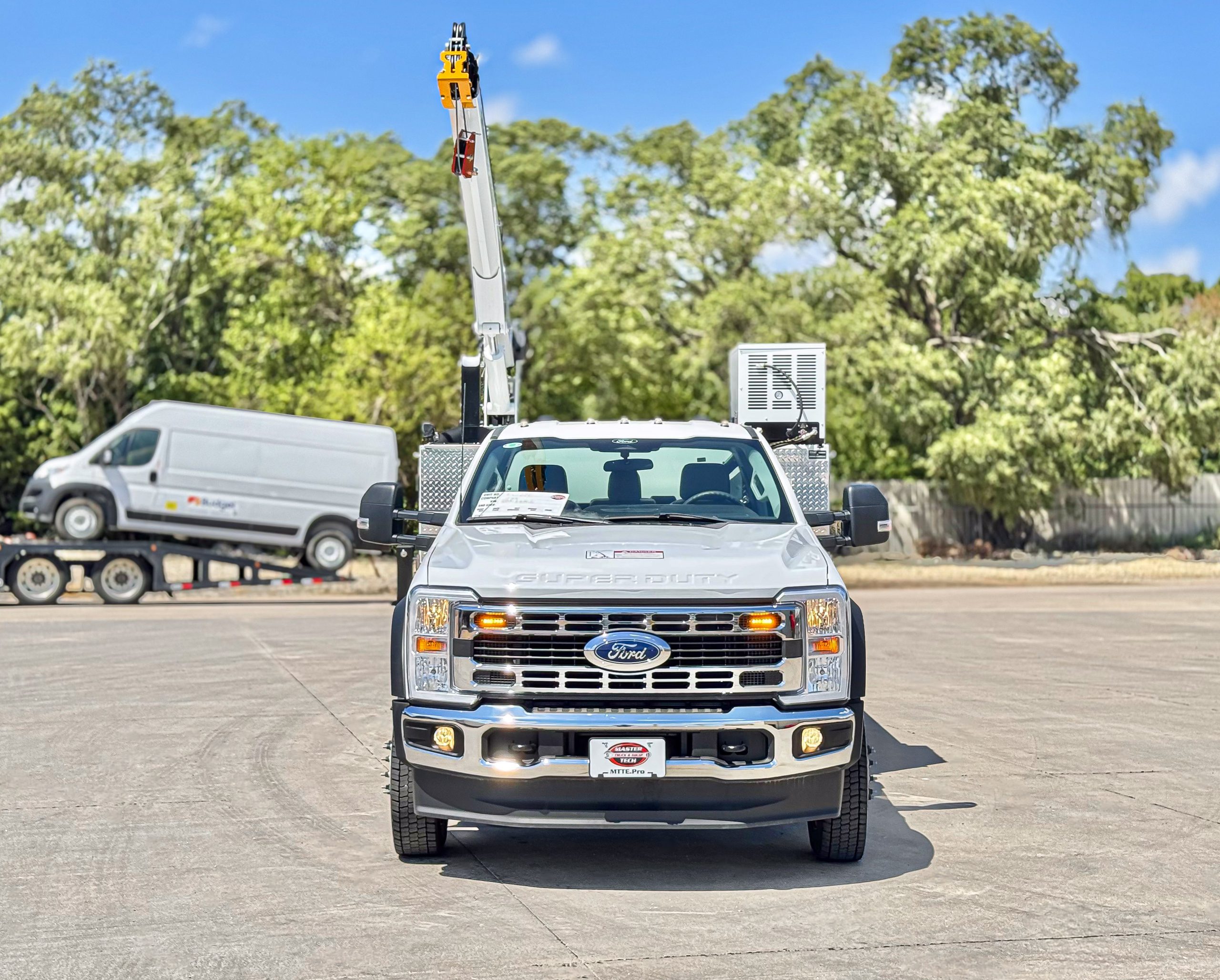 2024 Ford F-550 XL (Regular Cab) - image 4 of 6