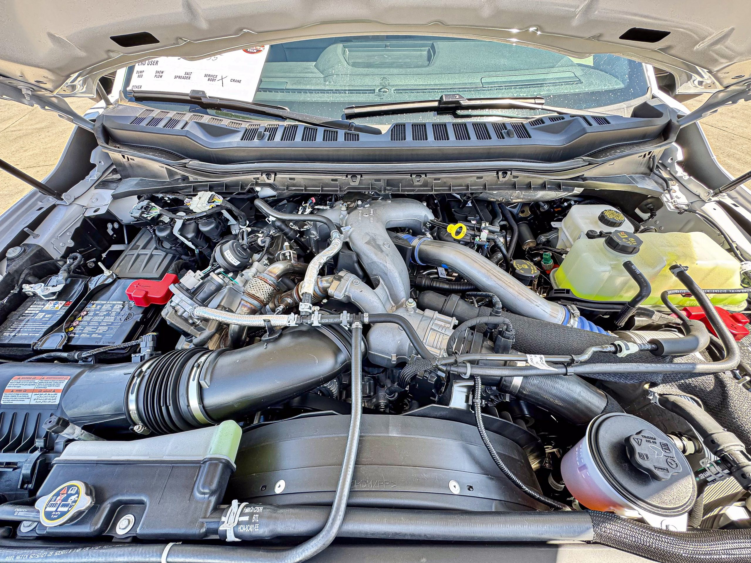 2025 Ford F-550 XL (SuperCab) Cab & Chassis - image 5 of 6