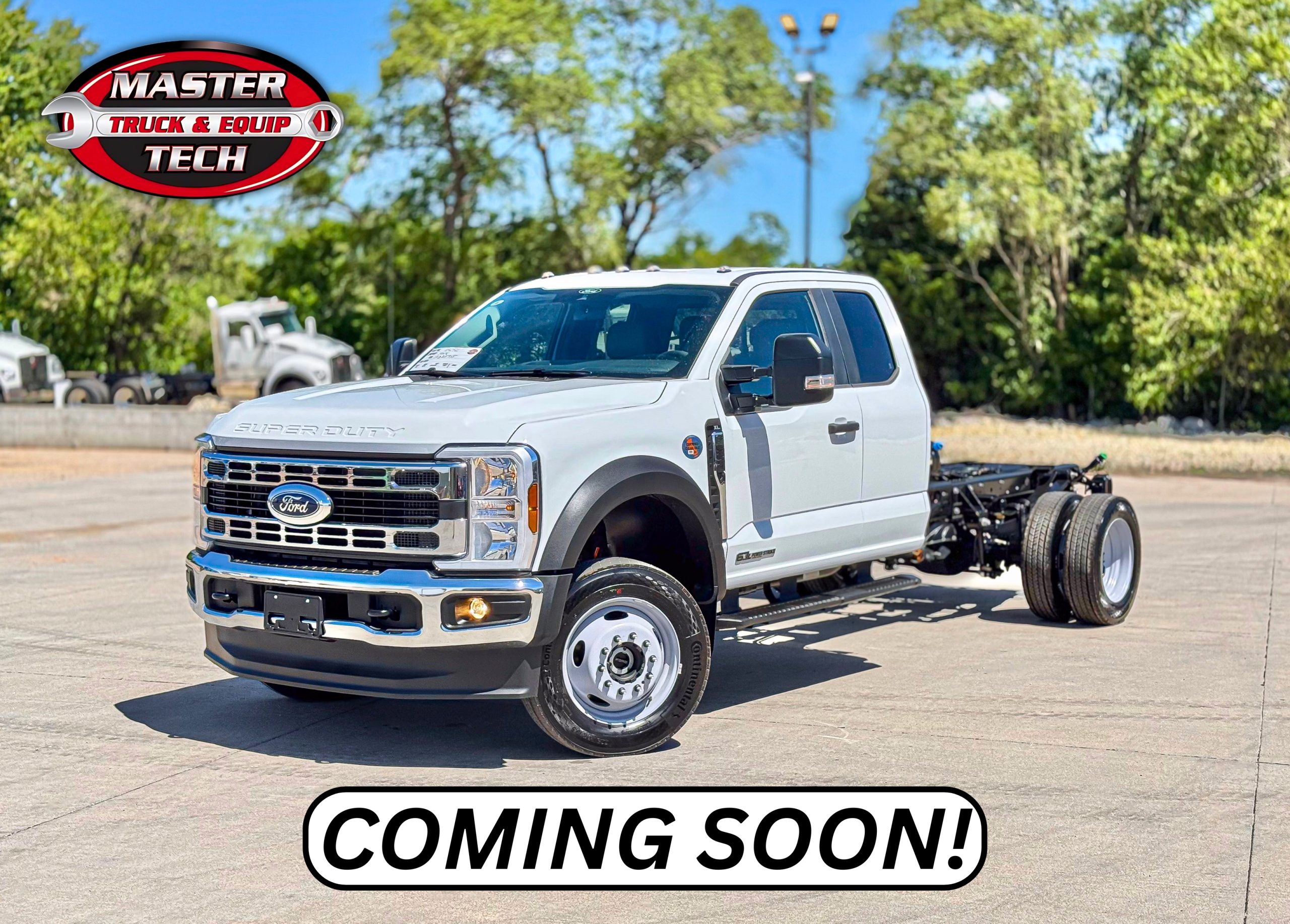 2025 Ford F-550 XL (SuperCab) Cab & Chassis - image 1 of 6