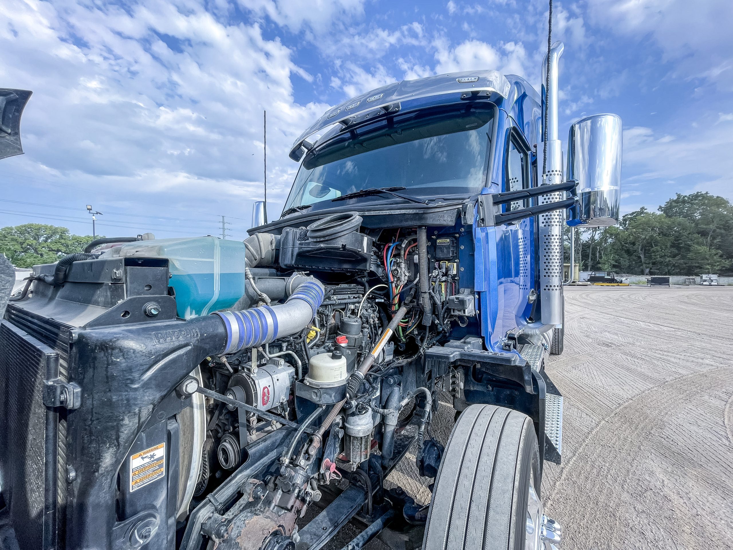 2021 Kenworth T680 - image 5 of 6