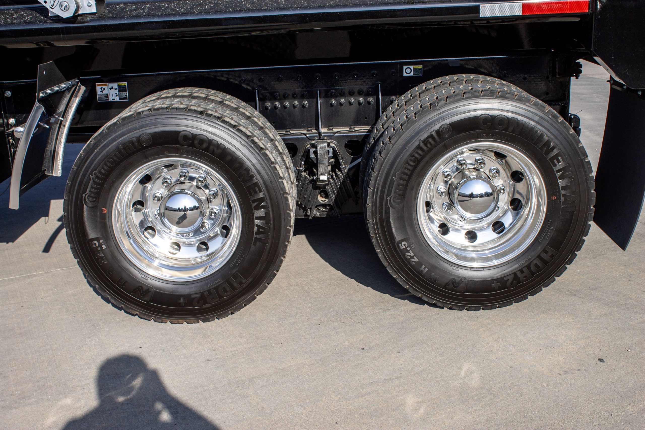 2025 Kenworth T880S - image 6 of 6