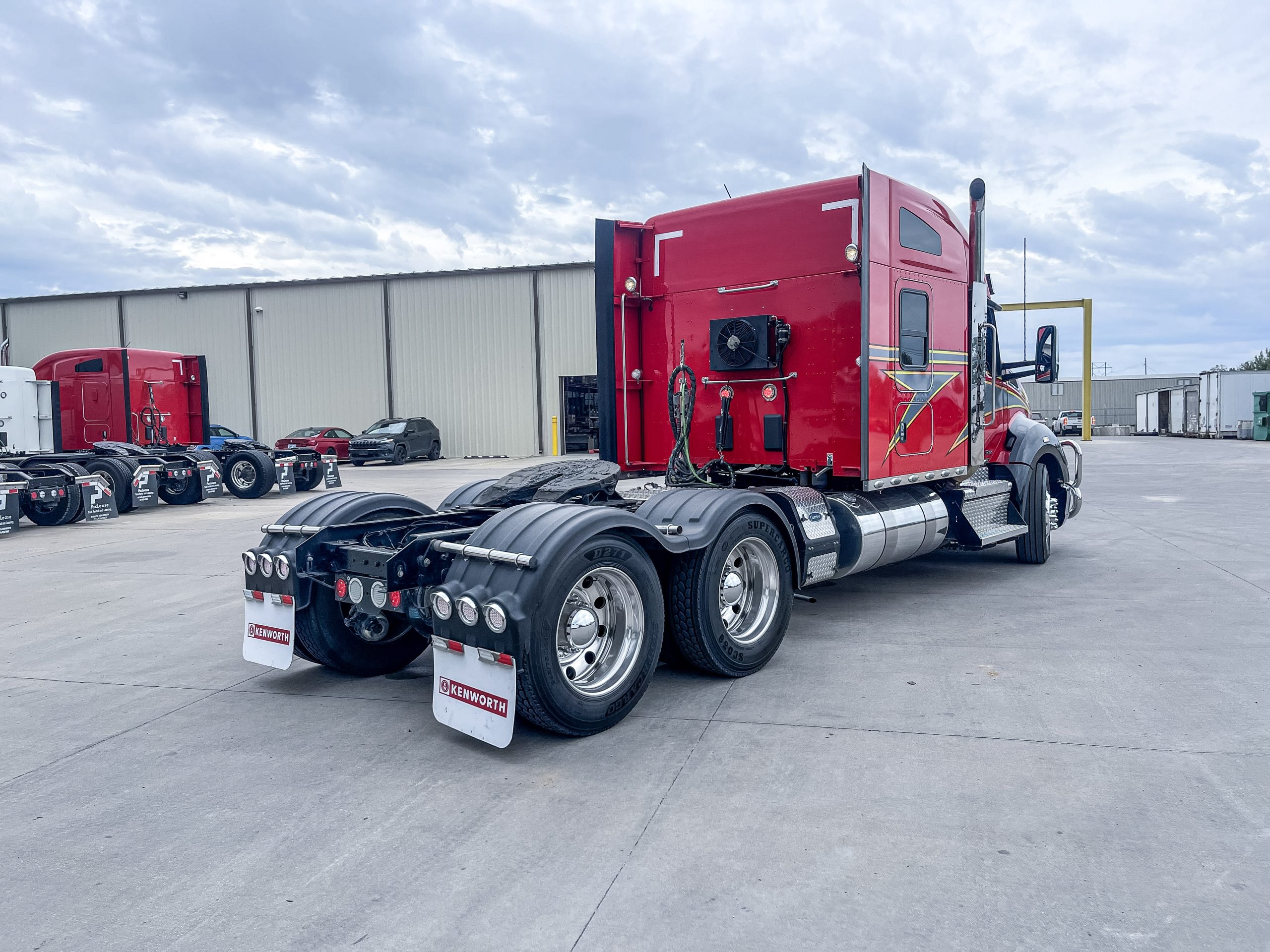 2022 Kenworth T680 - image 6 of 6