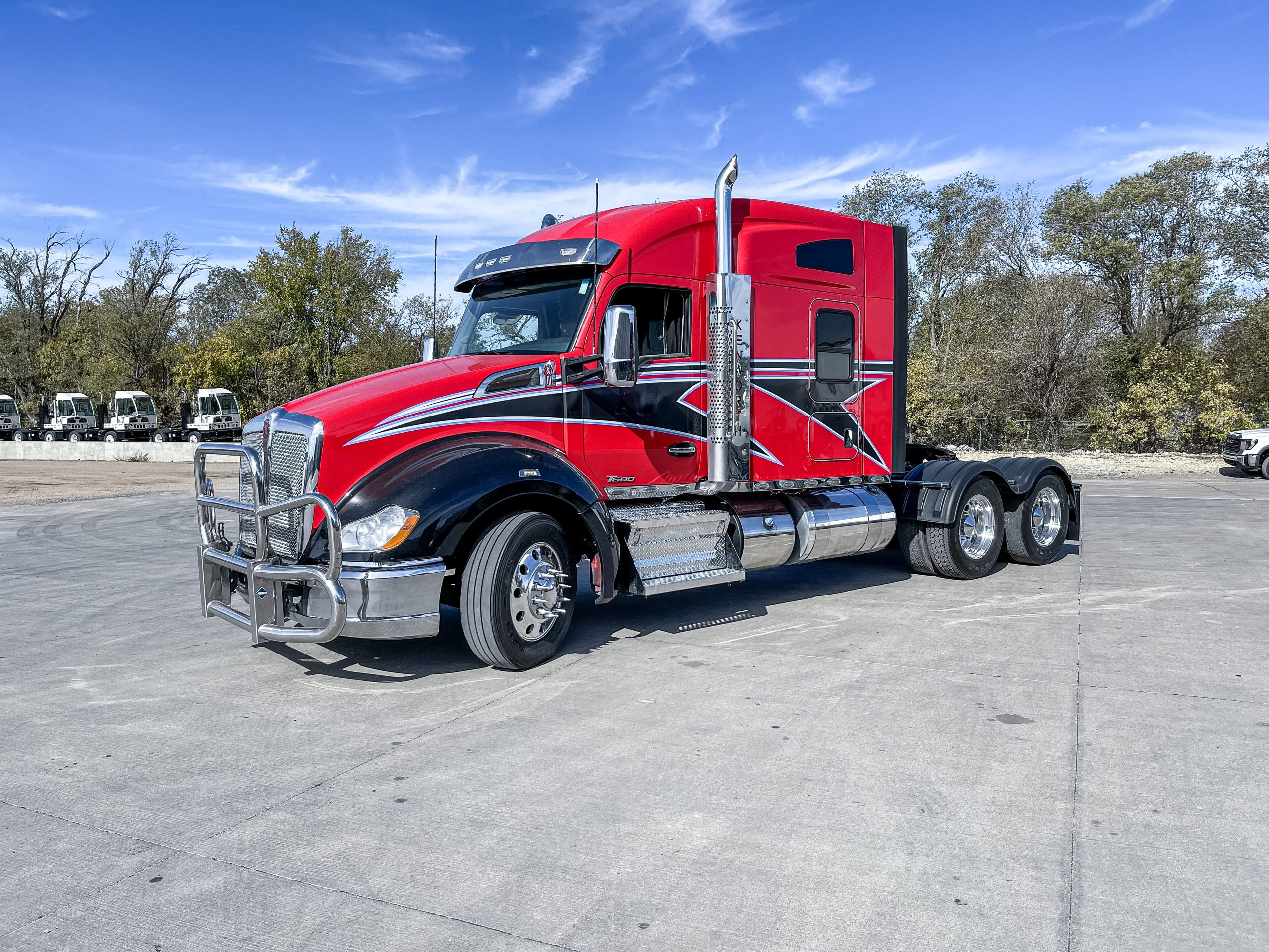 2021 Kenworth T680 - image 1 of 6