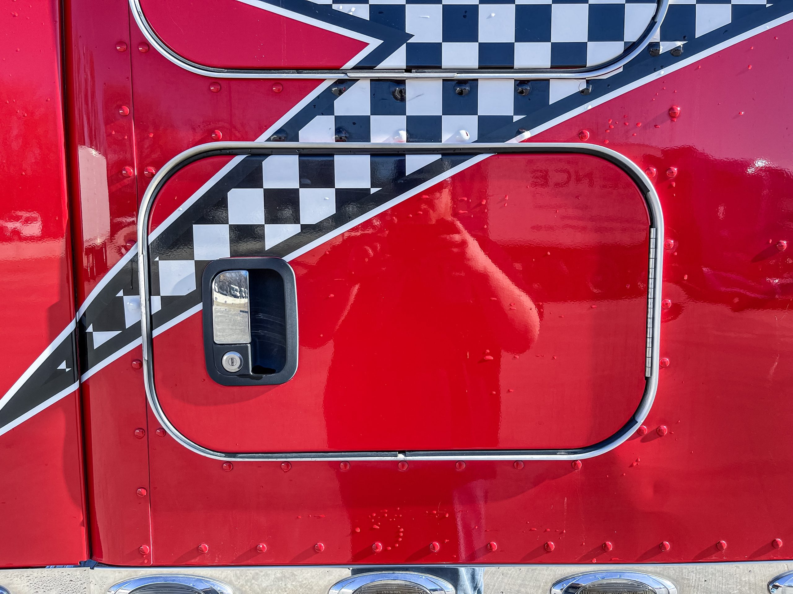 2021 Kenworth T680 - image 6 of 6