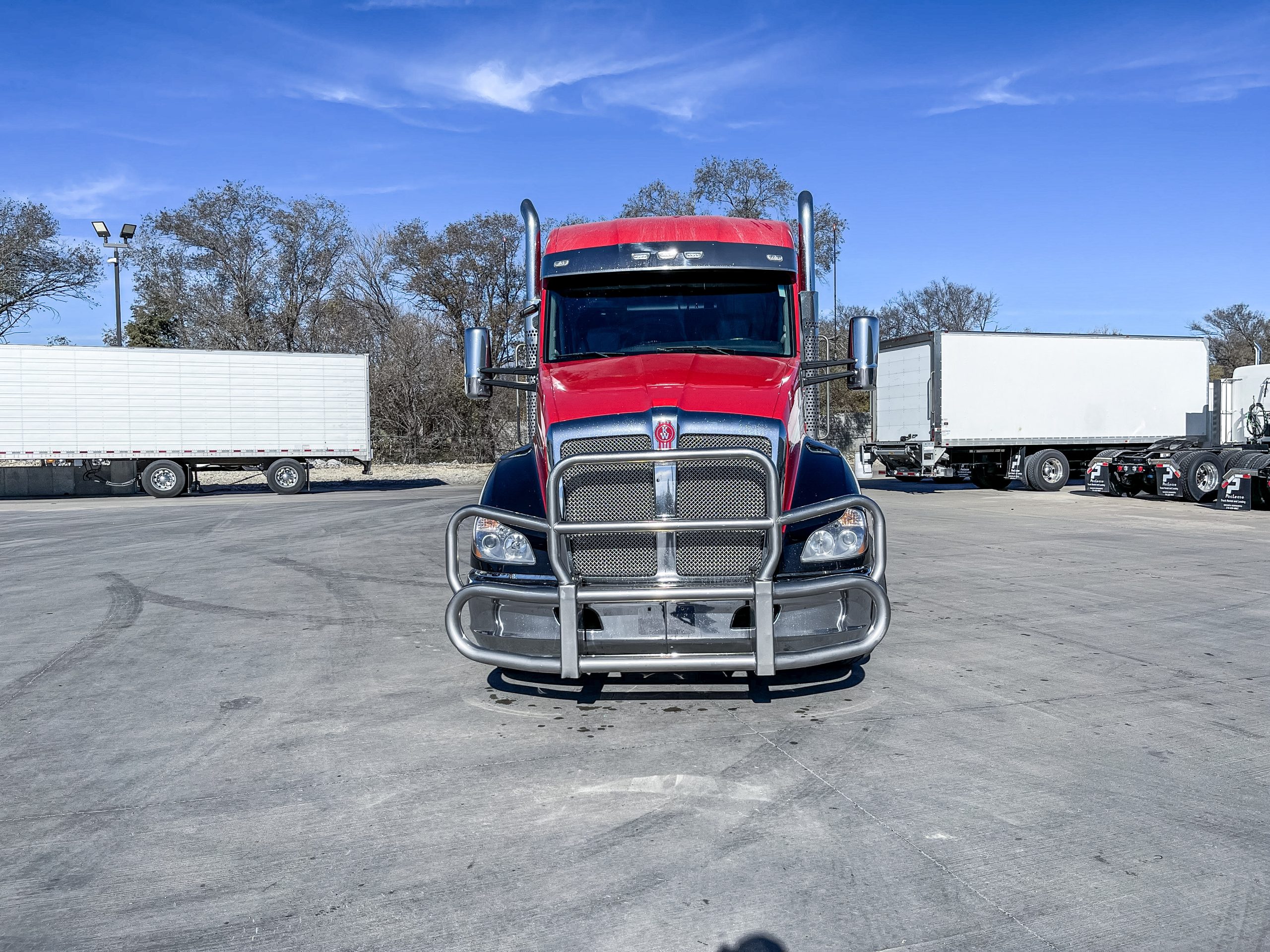 2021 Kenworth T680 - image 2 of 6