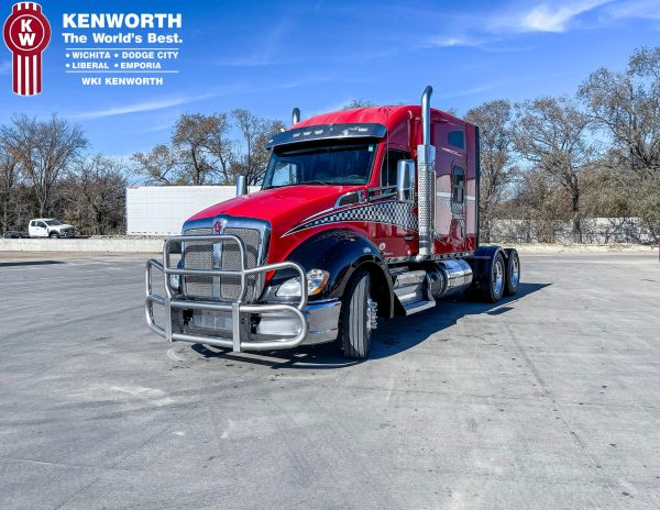 2021 Kenworth T680 - image 1 of 6