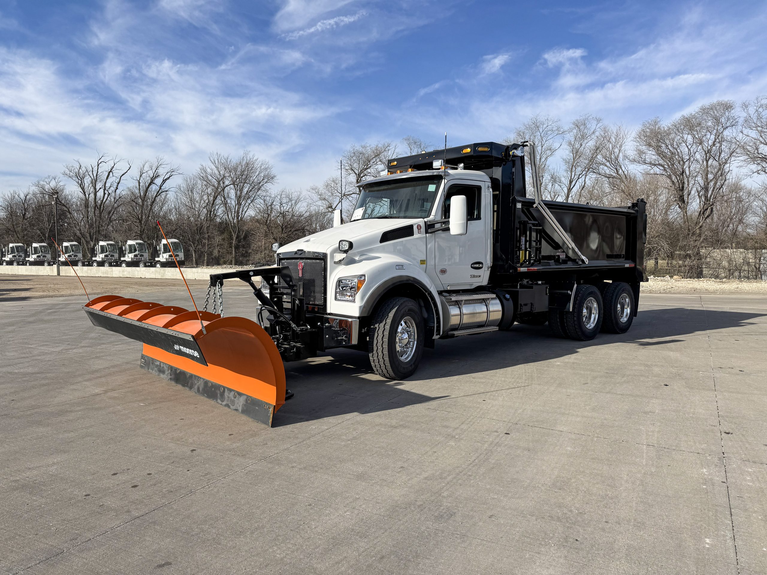 2025 Kenworth T880S 2025 Kenworth T880S - image 1 of 6