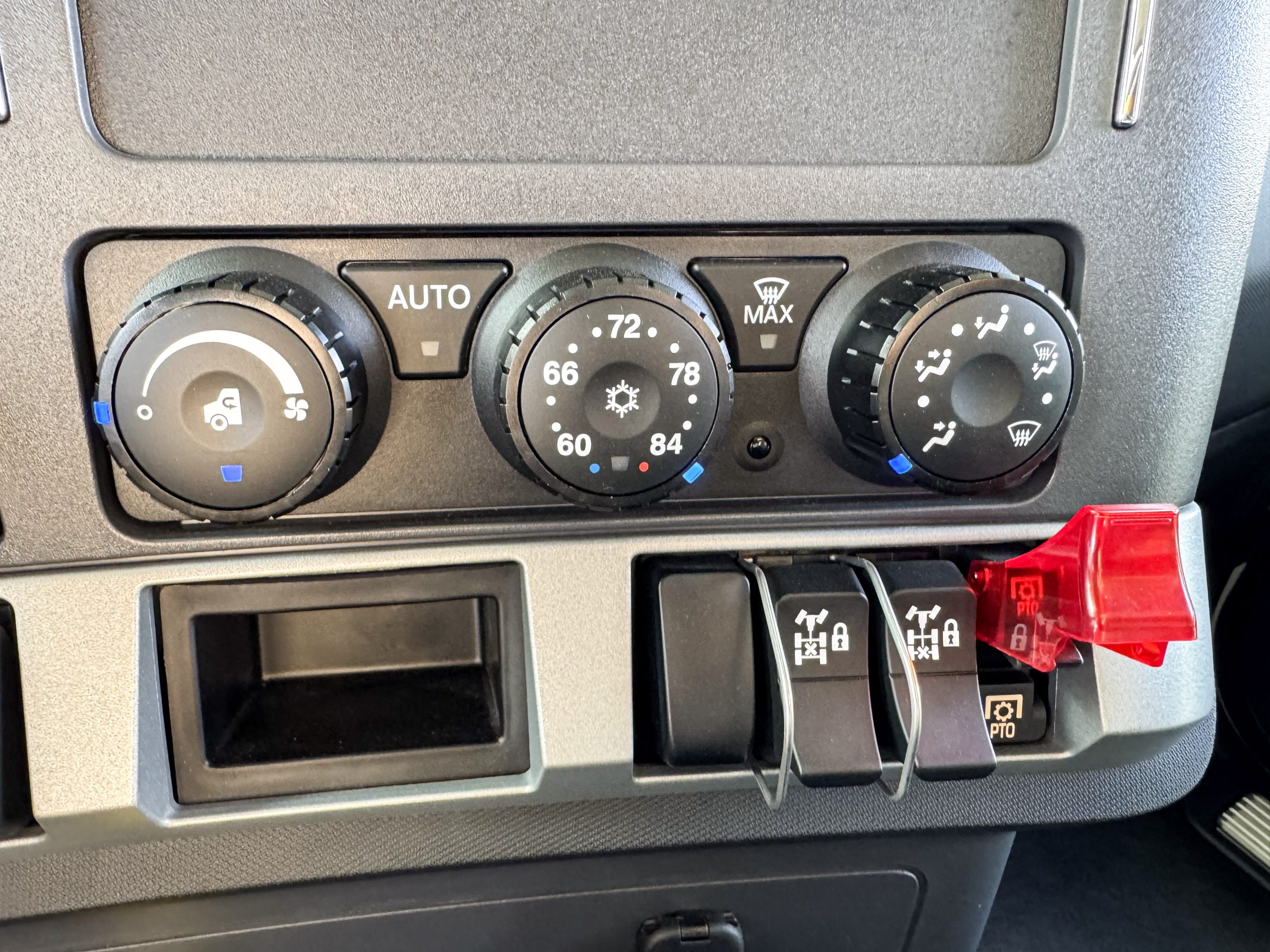 52-IMG_1694 52-IMG_1694