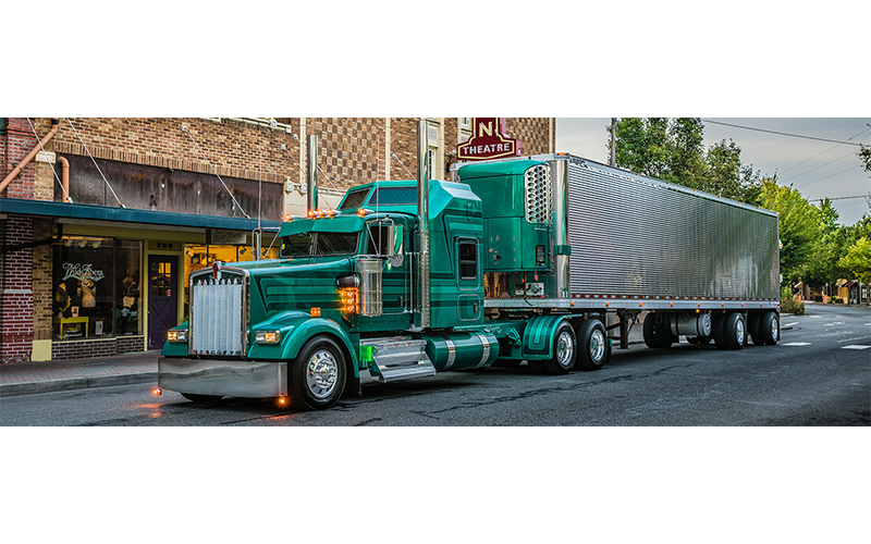 Kenworth W900L (Long Hood) Kenworth W900L (Long Hood) - image 1 of 3