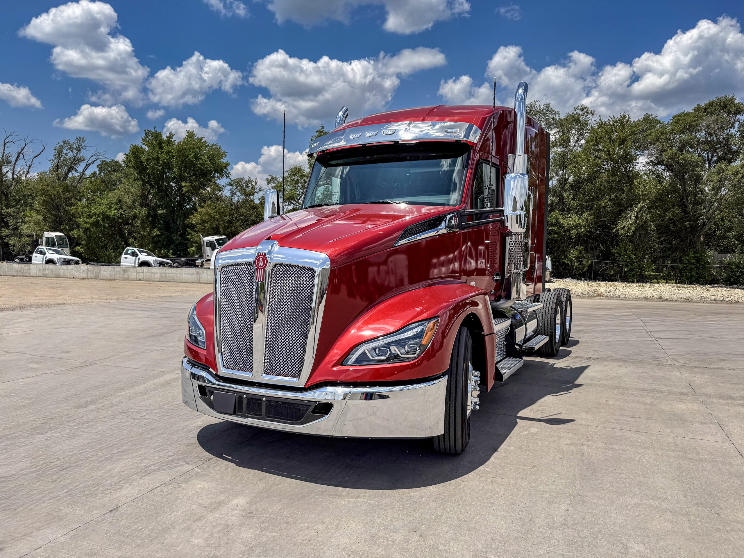 2026 Kenworth T680 52 Mid Roof for Sale | Wichita KS 2026 Kenworth T680 52 Mid Roof for Sale | Wichita KS - image 2 of 6