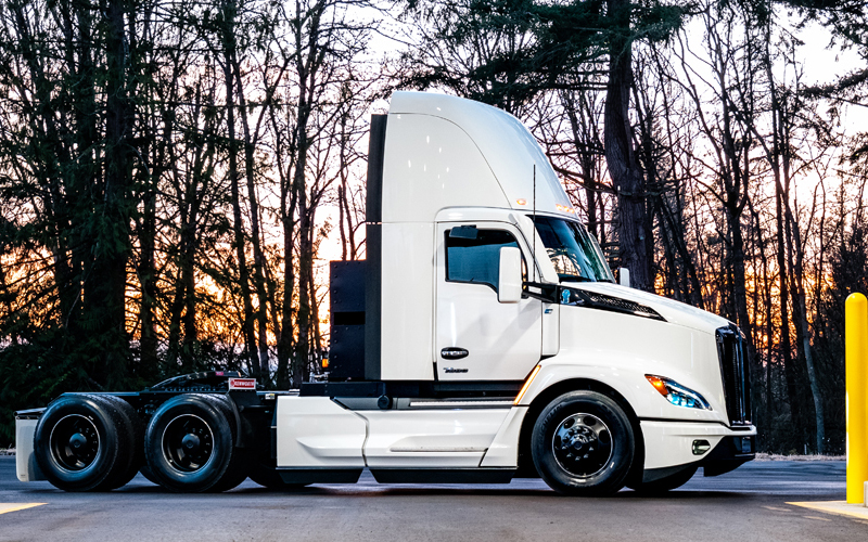 Kenworth T680E Kenworth T680E - image 3 of 3