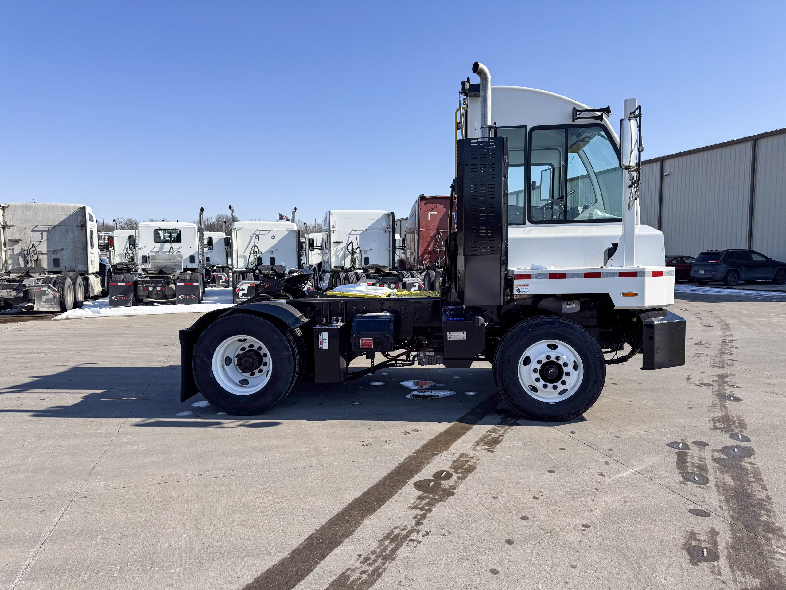 2026 AUTOCAR XSPOTTER ACTT - image 4 of 6