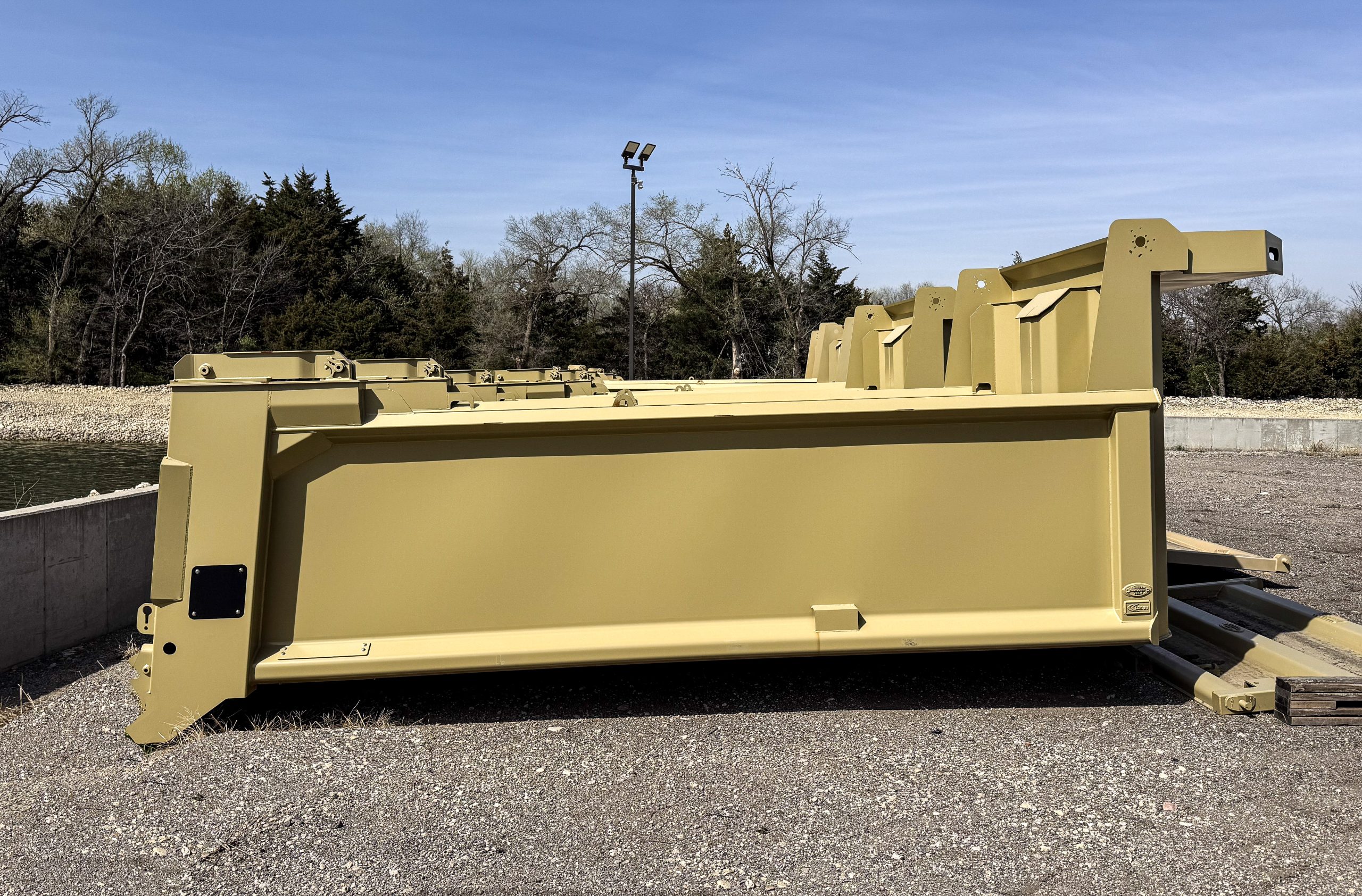 Lanau 16 ft Dump Body for Sale | Heavy-Duty Steel Dump Bodies | Master Tech Truck & Equipment Lanau 16 ft Dump Body for Sale | Heavy-Duty Steel Dump Bodies | Master Tech Truck & Equipment - image 2 of 5