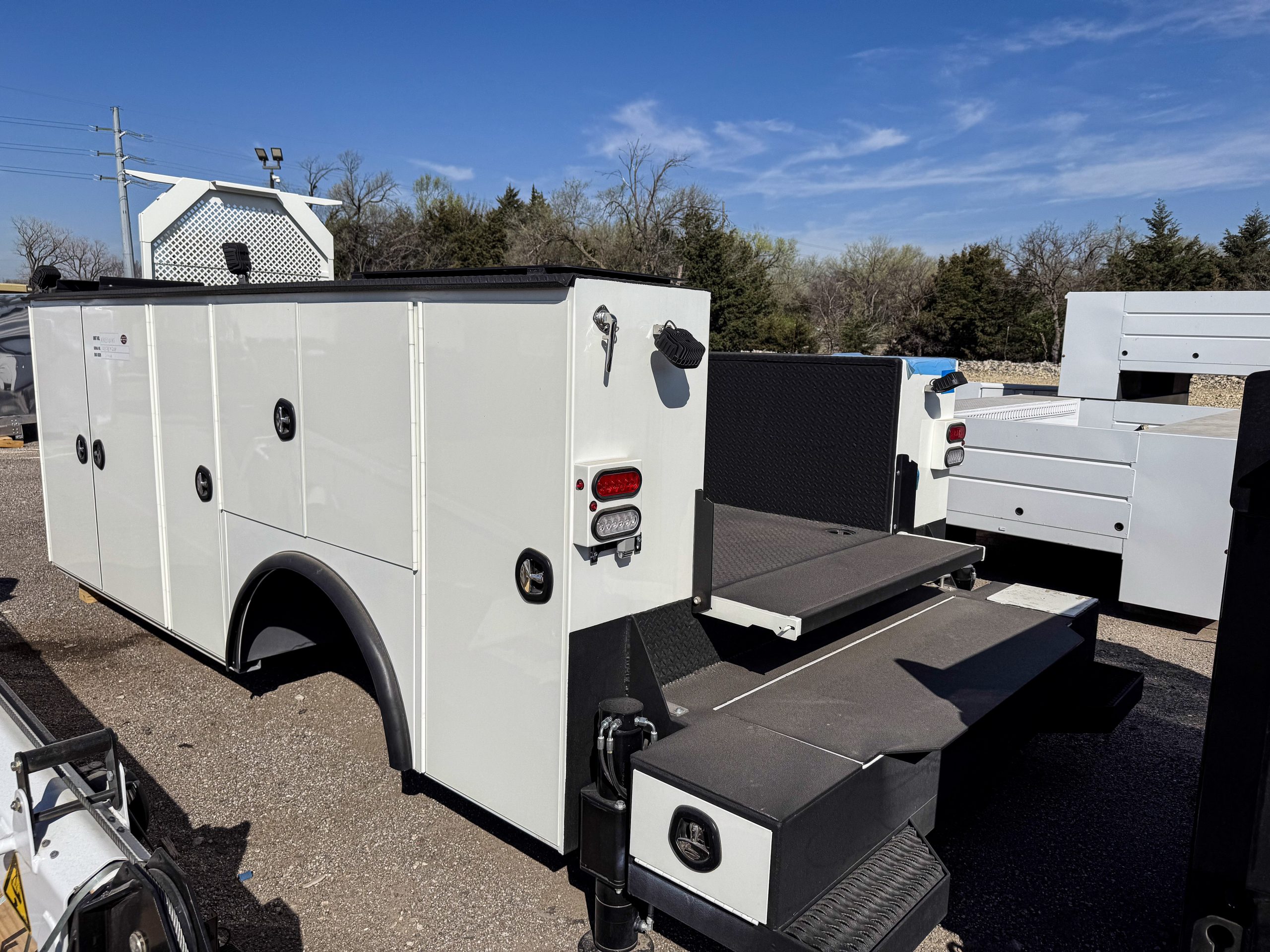 Palfinger Pro 72 Service Body | MTTE Palfinger Pro 72 Service Body | MTTE - image 3 of 6