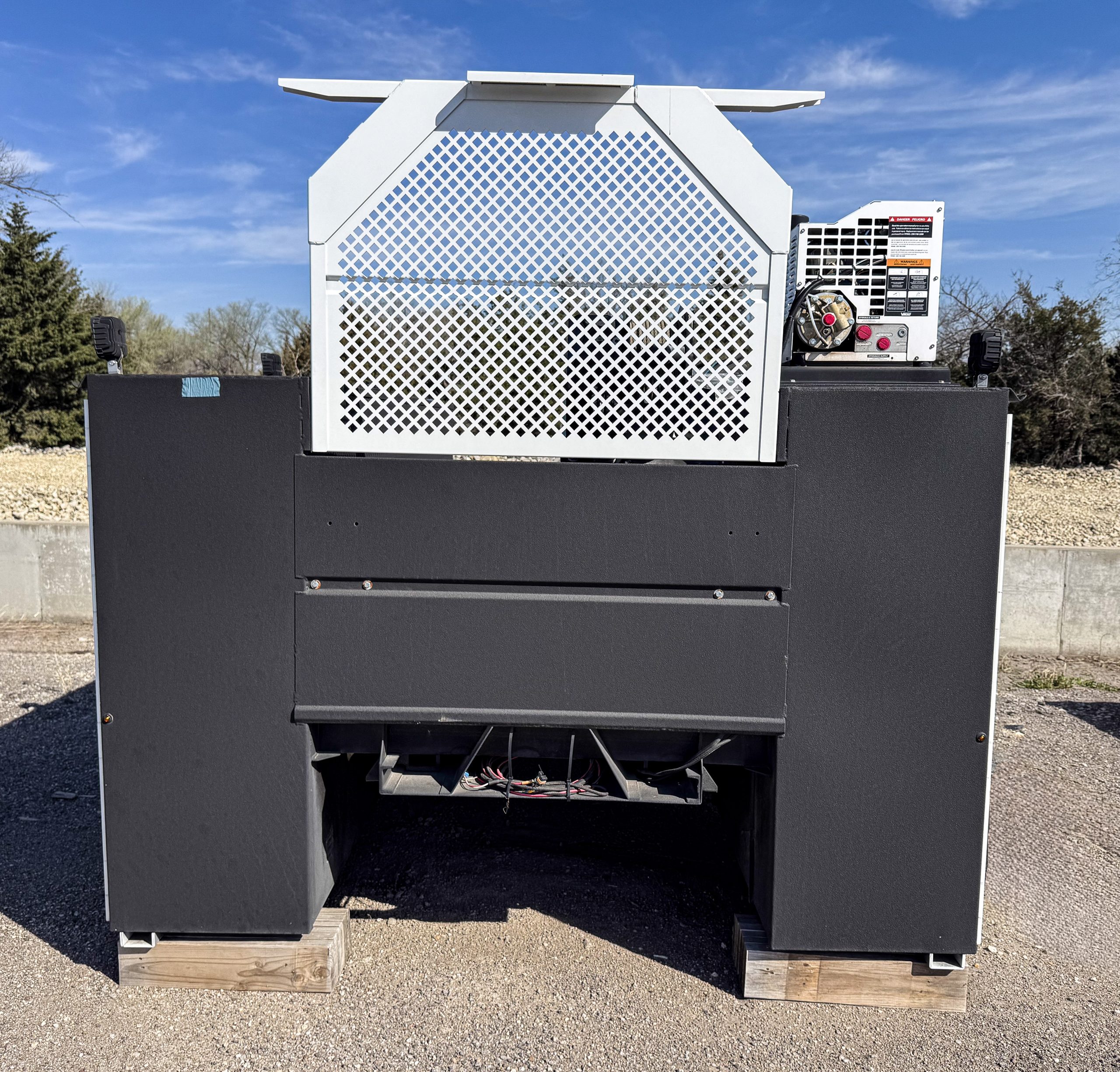 Palfinger Pro 72 Service Body | MTTE Palfinger Pro 72 Service Body | MTTE - image 5 of 6