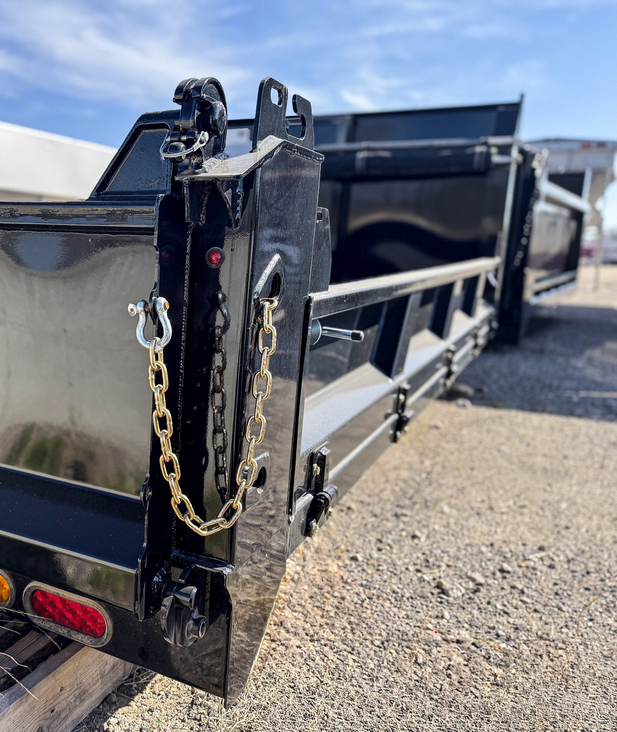 Lanau 14' Landscape Body | Master Tech Truck & Equipment Lanau 14' Landscape Body | Master Tech Truck & Equipment - image 3 of 4