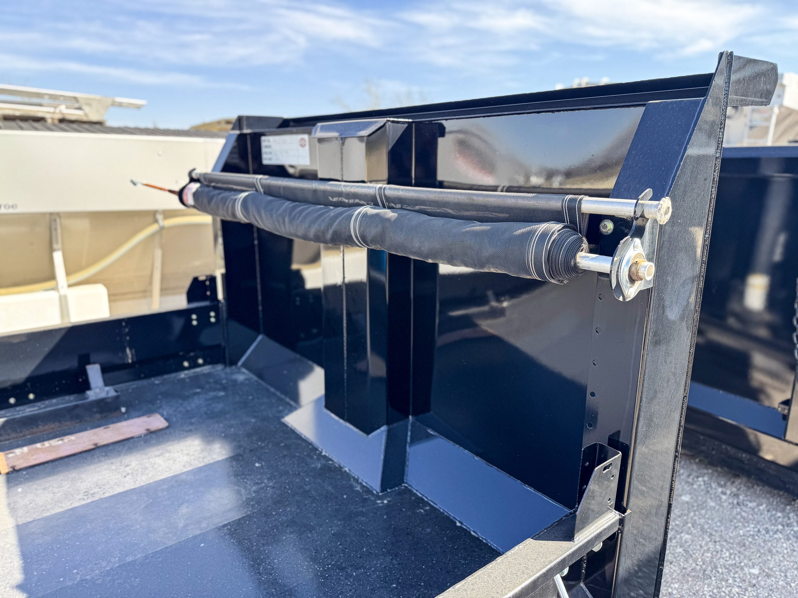 Lanau 14' Landscape Body | Master Tech Truck & Equipment Lanau 14' Landscape Body | Master Tech Truck & Equipment - image 4 of 4