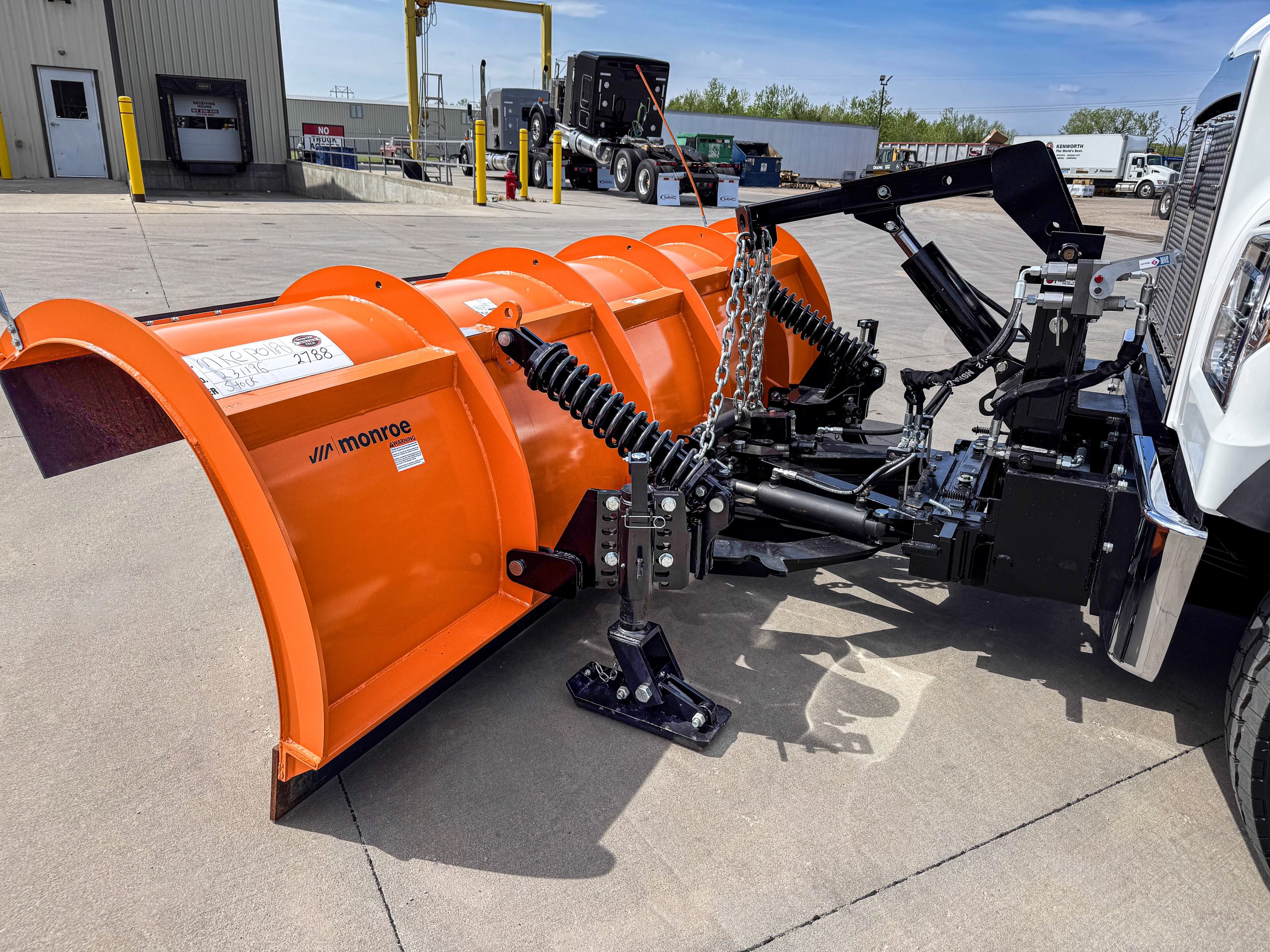 2026 Kenworth T880S Dump Truck for Sale | Snow Plow 2026 Kenworth T880S Dump Truck for Sale | Snow Plow - image 5 of 6