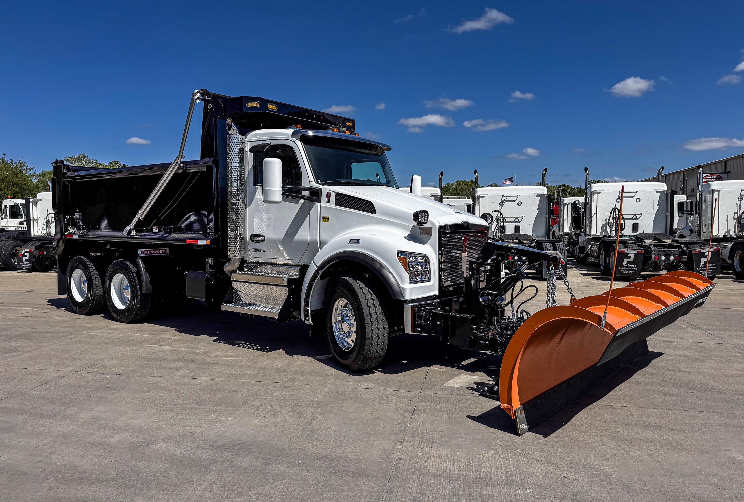 2026 Kenworth T880S Dump Truck with Snow Plow for Sale | MTTE 2026 Kenworth T880S Dump Truck with Snow Plow for Sale | MTTE - image 4 of 6