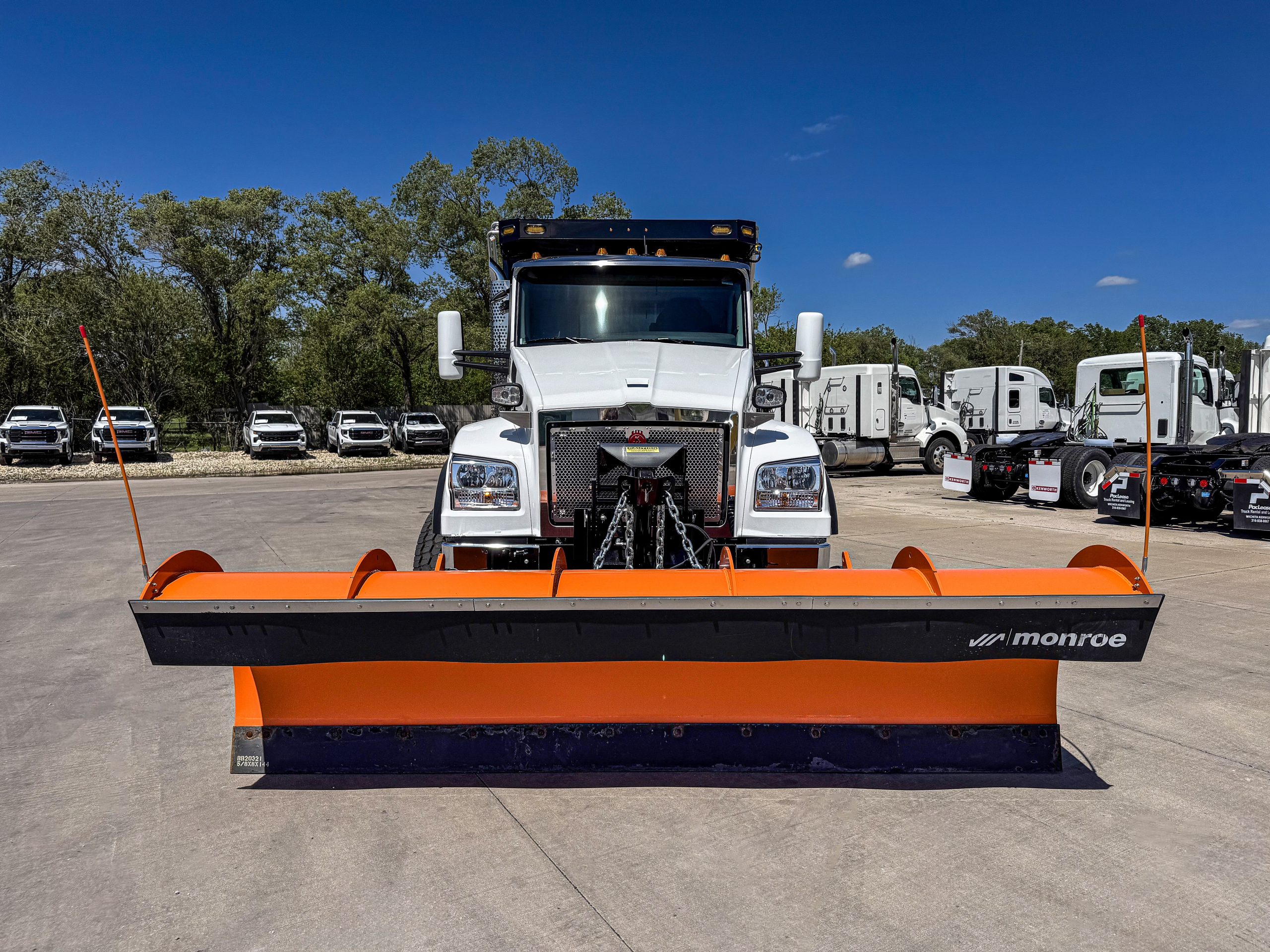 2026 Kenworth T880S Dump Truck with Snow Plow for Sale | MTTE 2026 Kenworth T880S Dump Truck with Snow Plow for Sale | MTTE - image 6 of 6