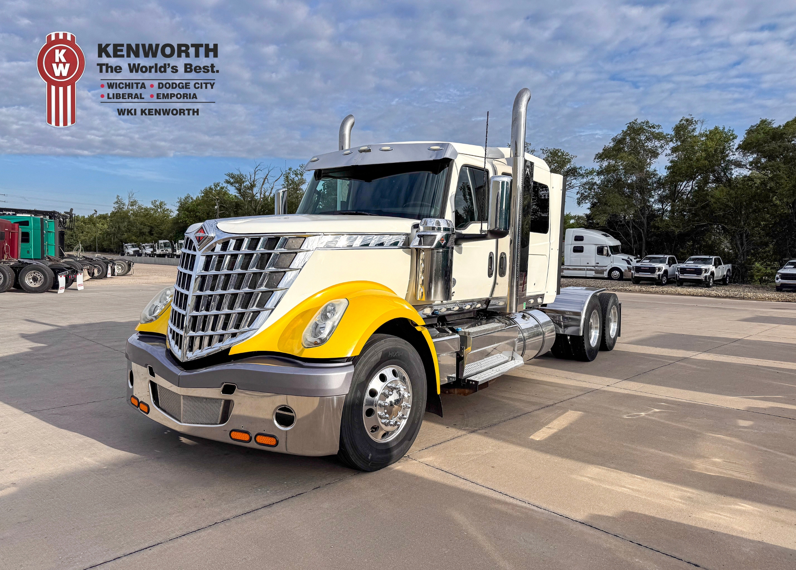2019 International Lone Star for Sale | Sleeper Truck | Wichita KS 2019 International Lone Star for Sale | Sleeper Truck | Wichita KS - image 1 of 6