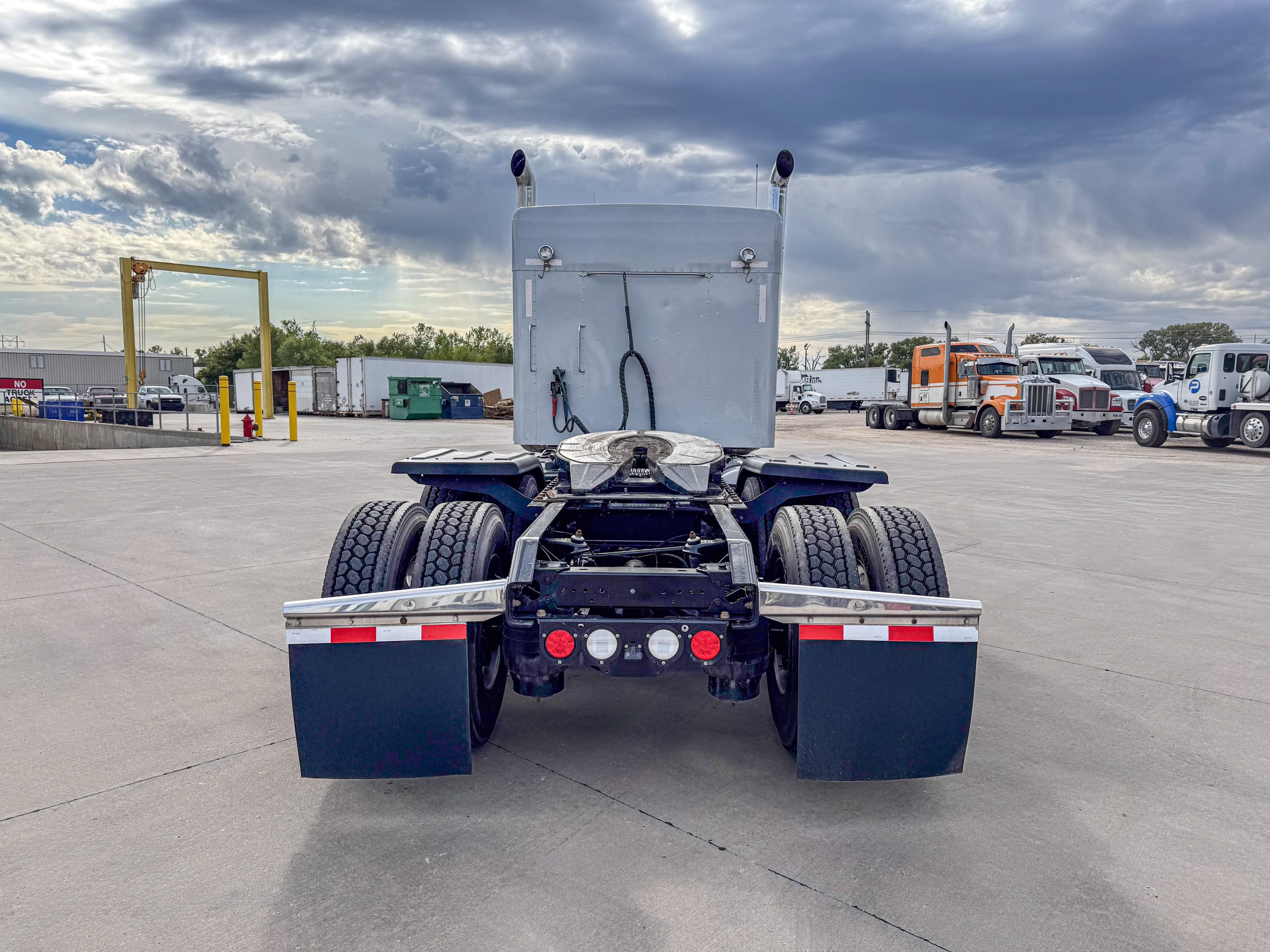 2023 Kenworth W900L for Sale in Wichita KS | WKI Kenworth 2023 Kenworth W900L for Sale in Wichita KS | WKI Kenworth - image 4 of 6