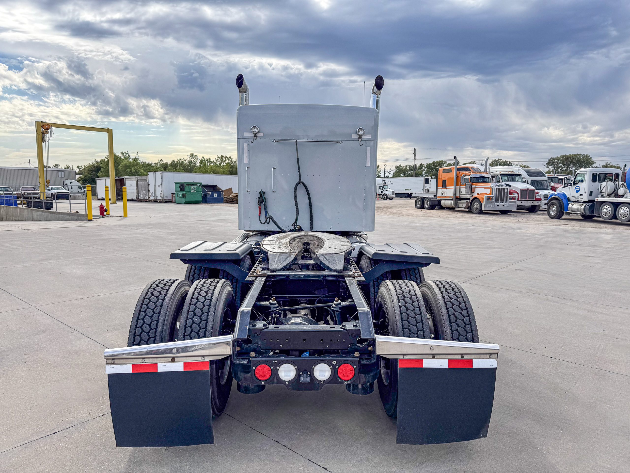 2023 Kenworth W900L for Sale in Wichita KS | WKI Kenworth 2023 Kenworth W900L for Sale in Wichita KS | WKI Kenworth - image 5 of 6